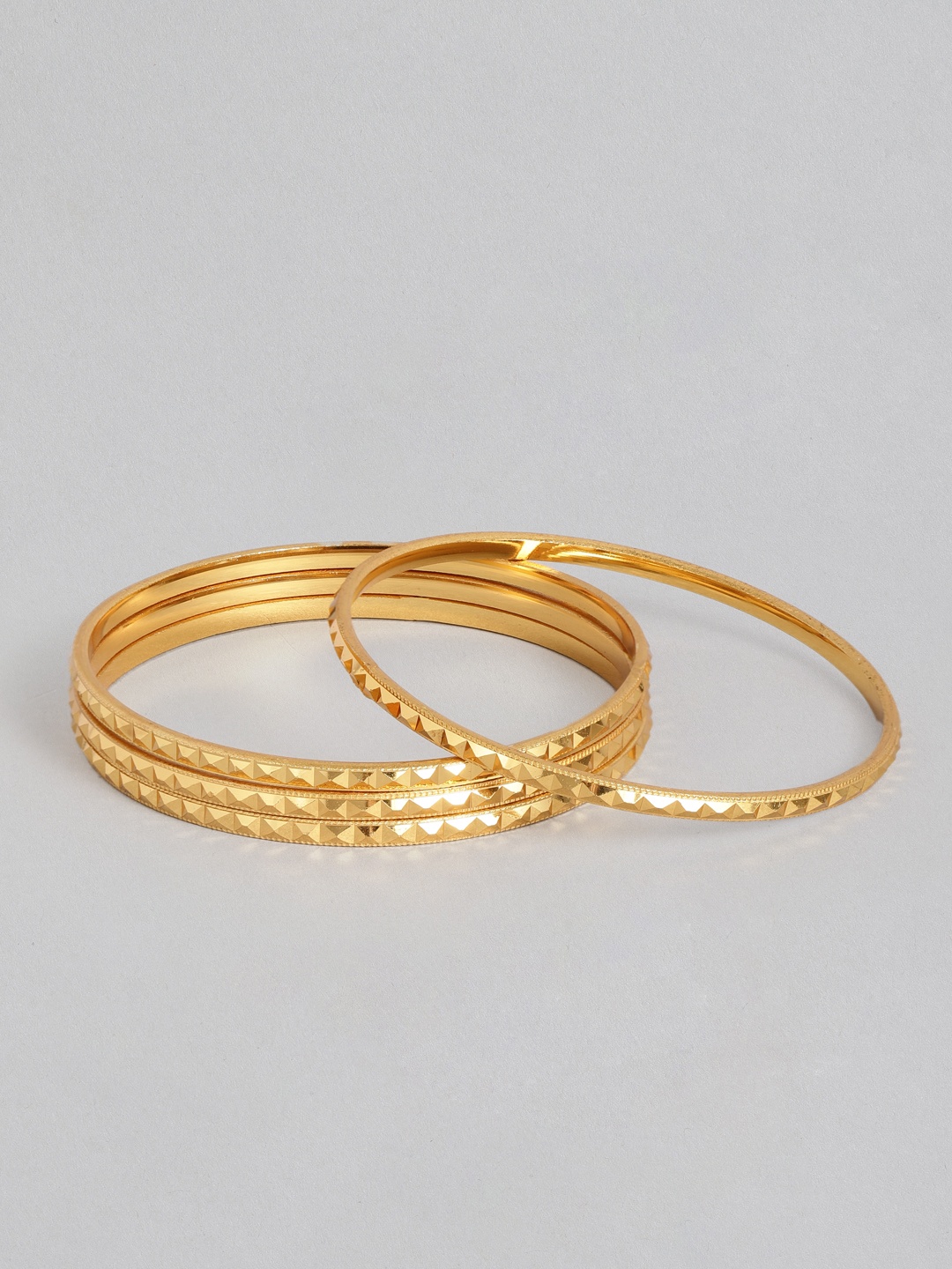 

AccessHer Set of 4 Gold-Plated Handcrafted Bangles