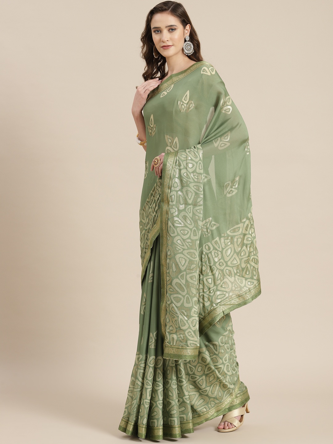 

mokshi Green Zardozi Pure Silk Saree