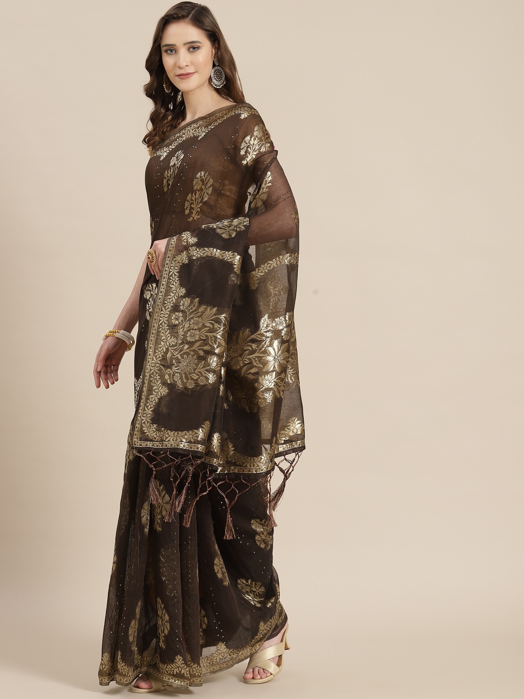 

mokshi Brown & Gold-Toned Floral Zari Pure Silk Saree