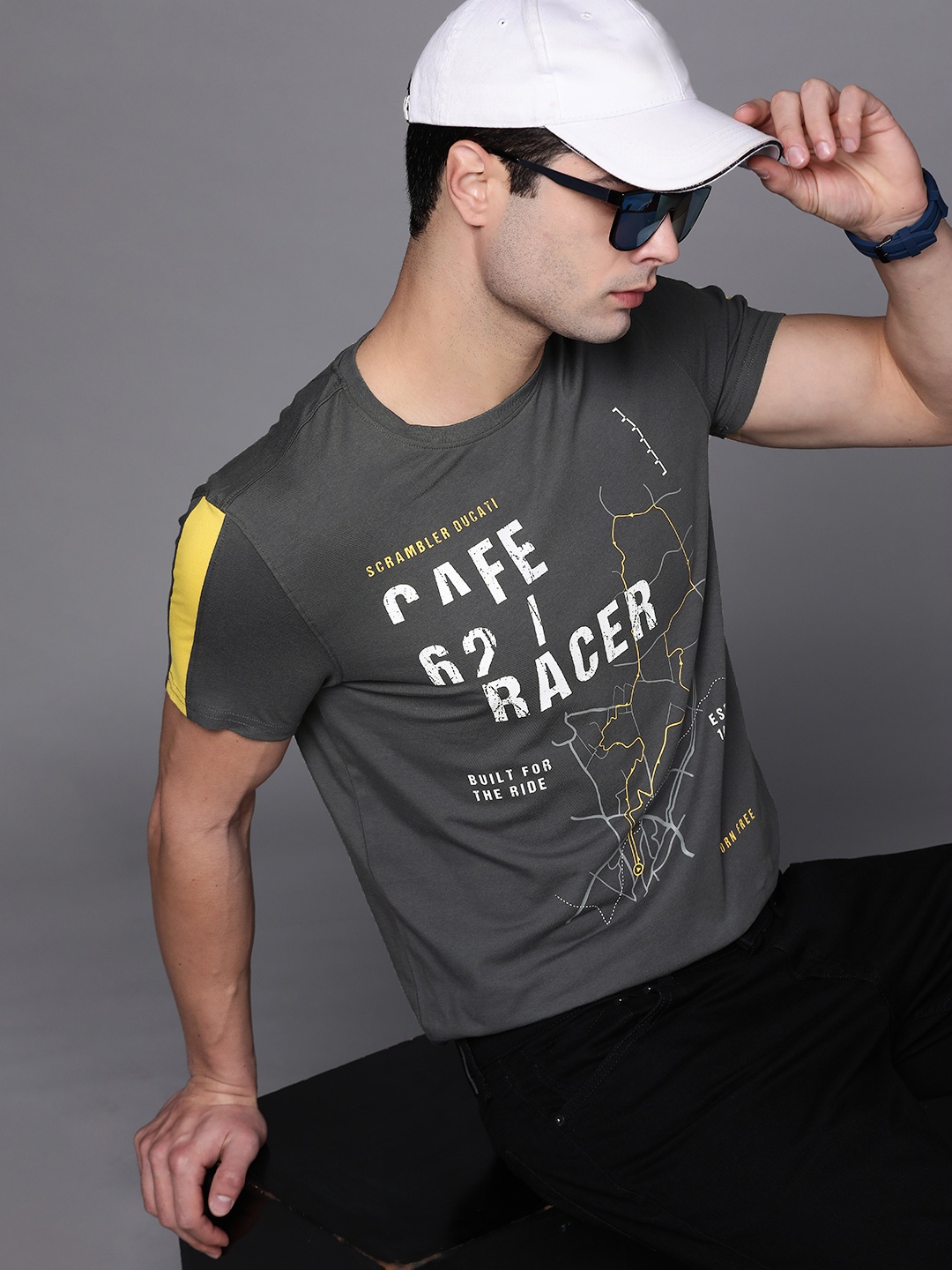 

Ducati Scrambler Men Charcoal Grey & White Typography Printed T-shirt