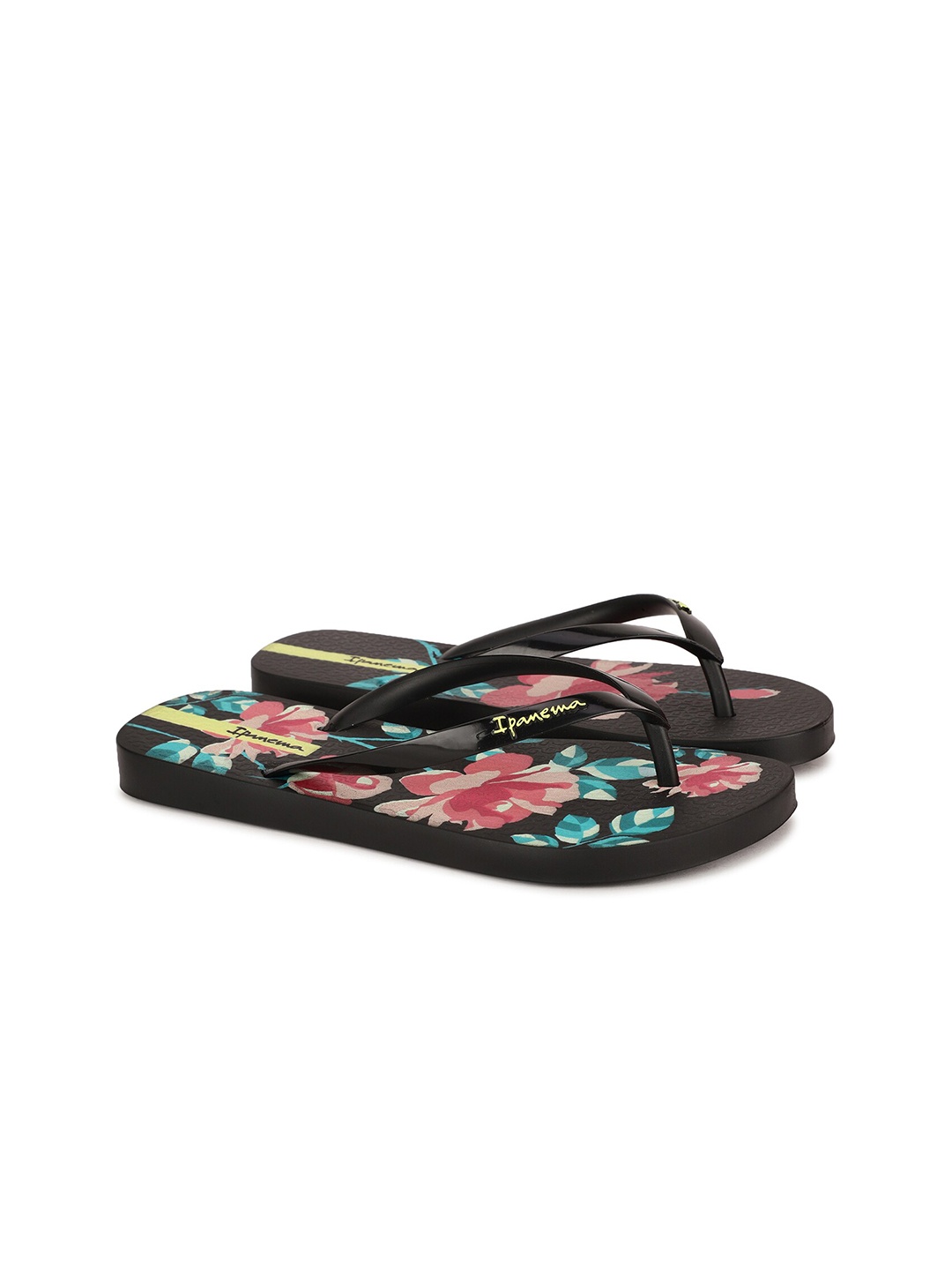 

iPanema Women Black Printed Thong Flip-Flops
