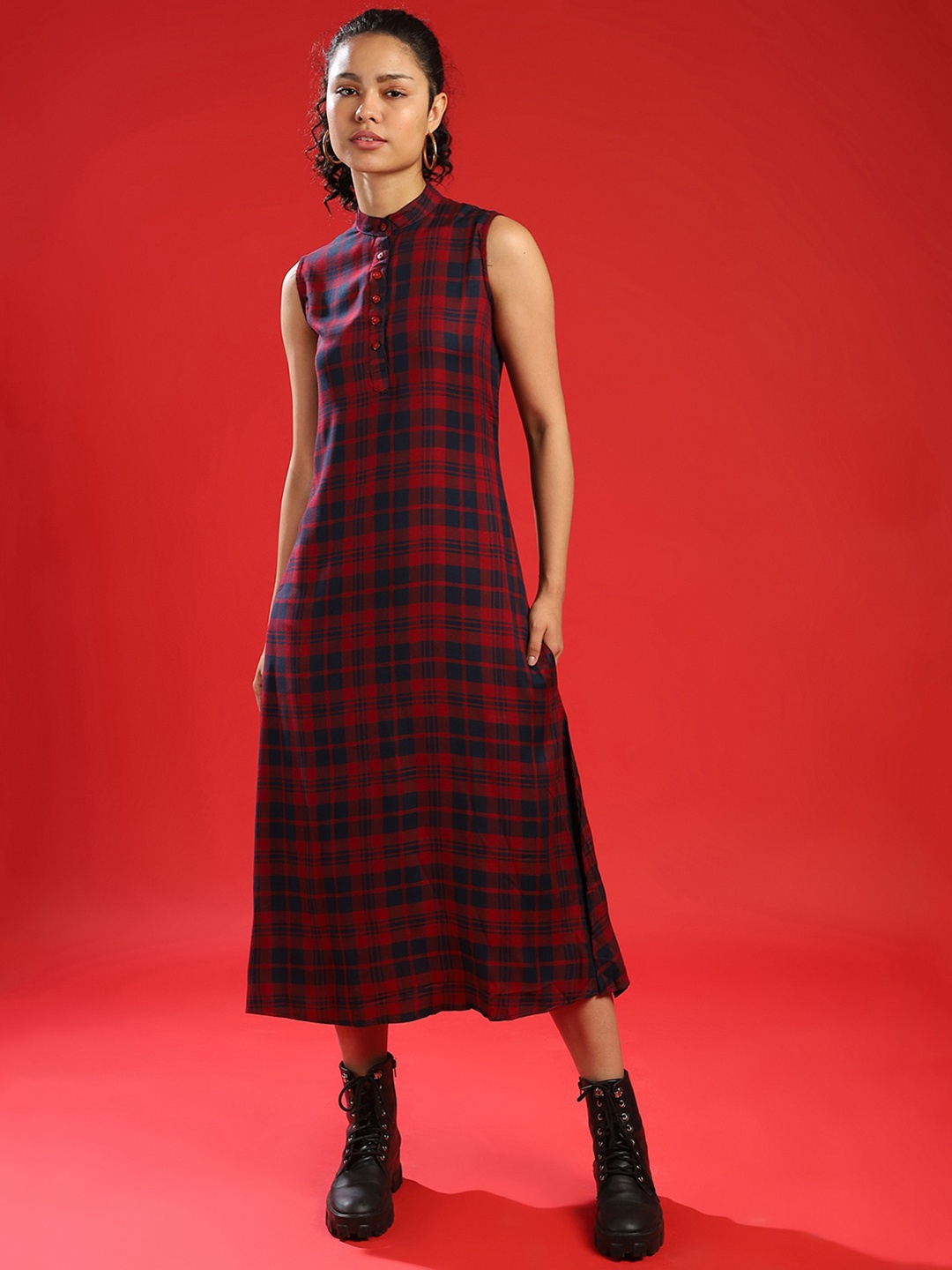 

Campus Sutra Woman Maroon Checked A-Line Midi Dress