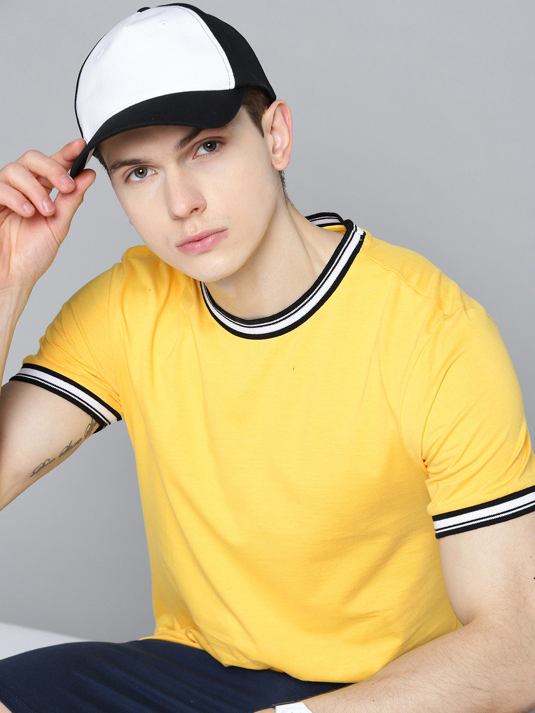 

Kook N Keech Men Mustard Yellow Pure Cotton T-shirt