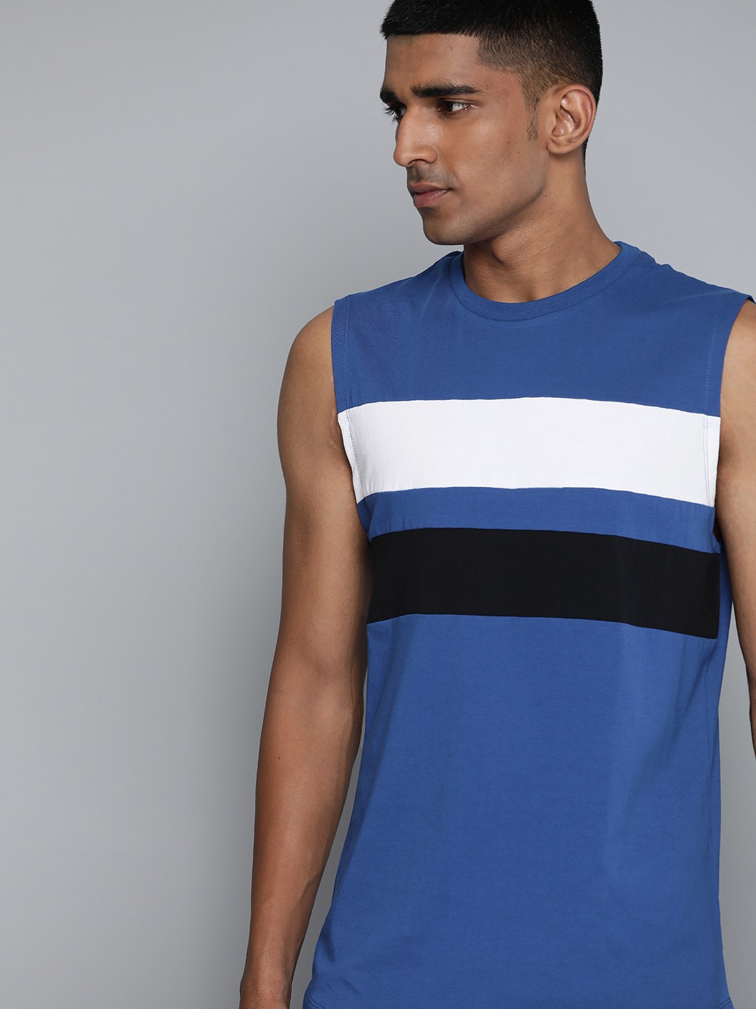 

Kook N Keech Men Blue & White Pure Cotton Striped T-shirt