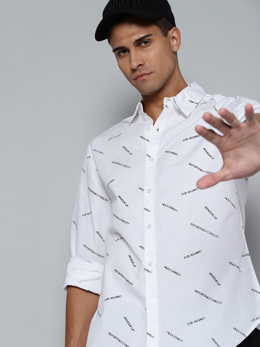 

Kook N Keech Marvel Men White & Black Pure Cotton Printed Casual Shirt