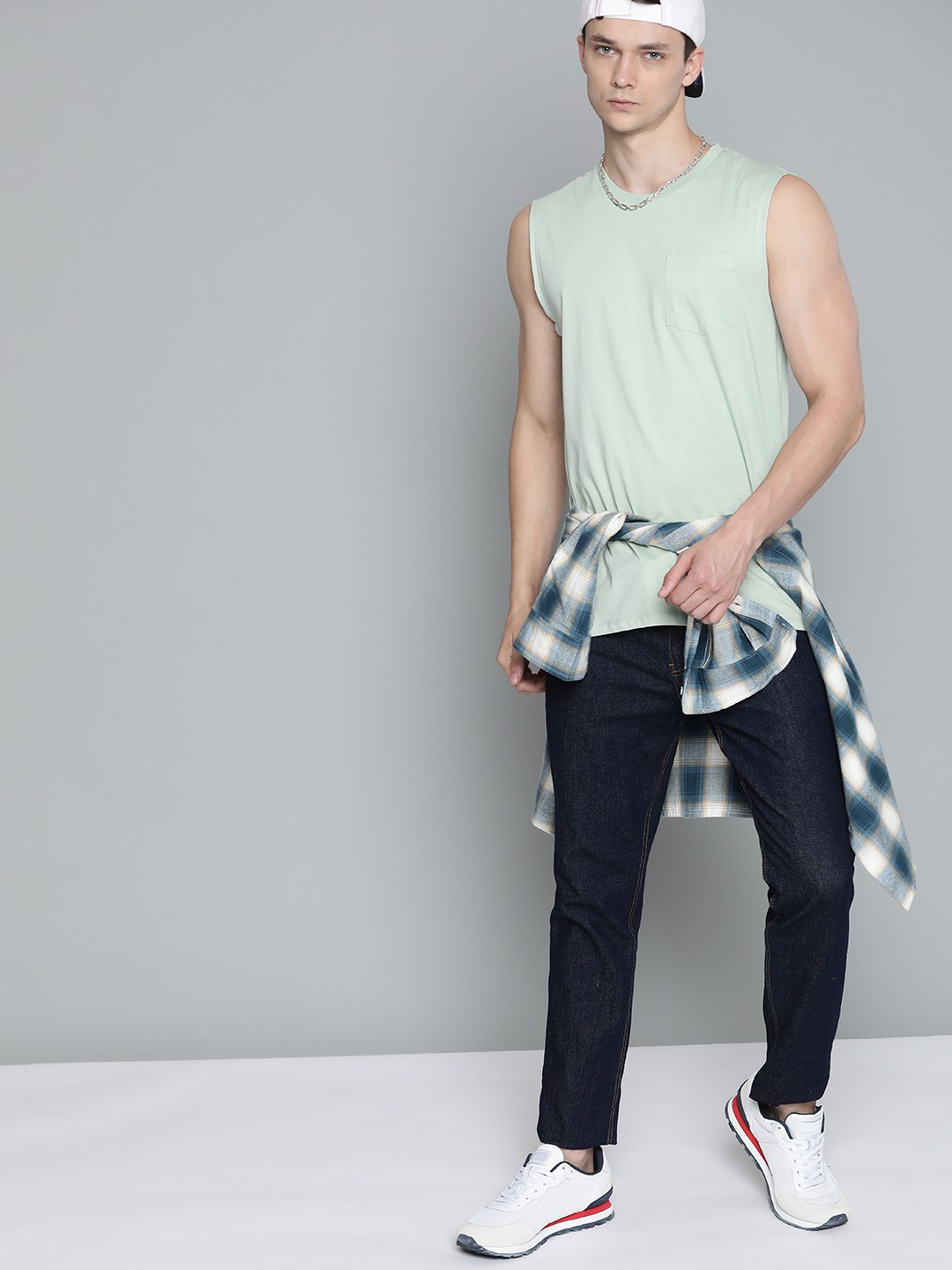 

Kook N Keech Men Green Pure Cotton T-shirt