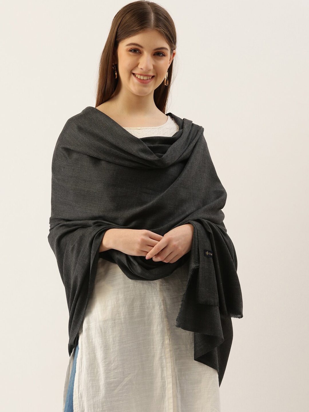 

Pashmoda Women Grey Solid Wool Shawl