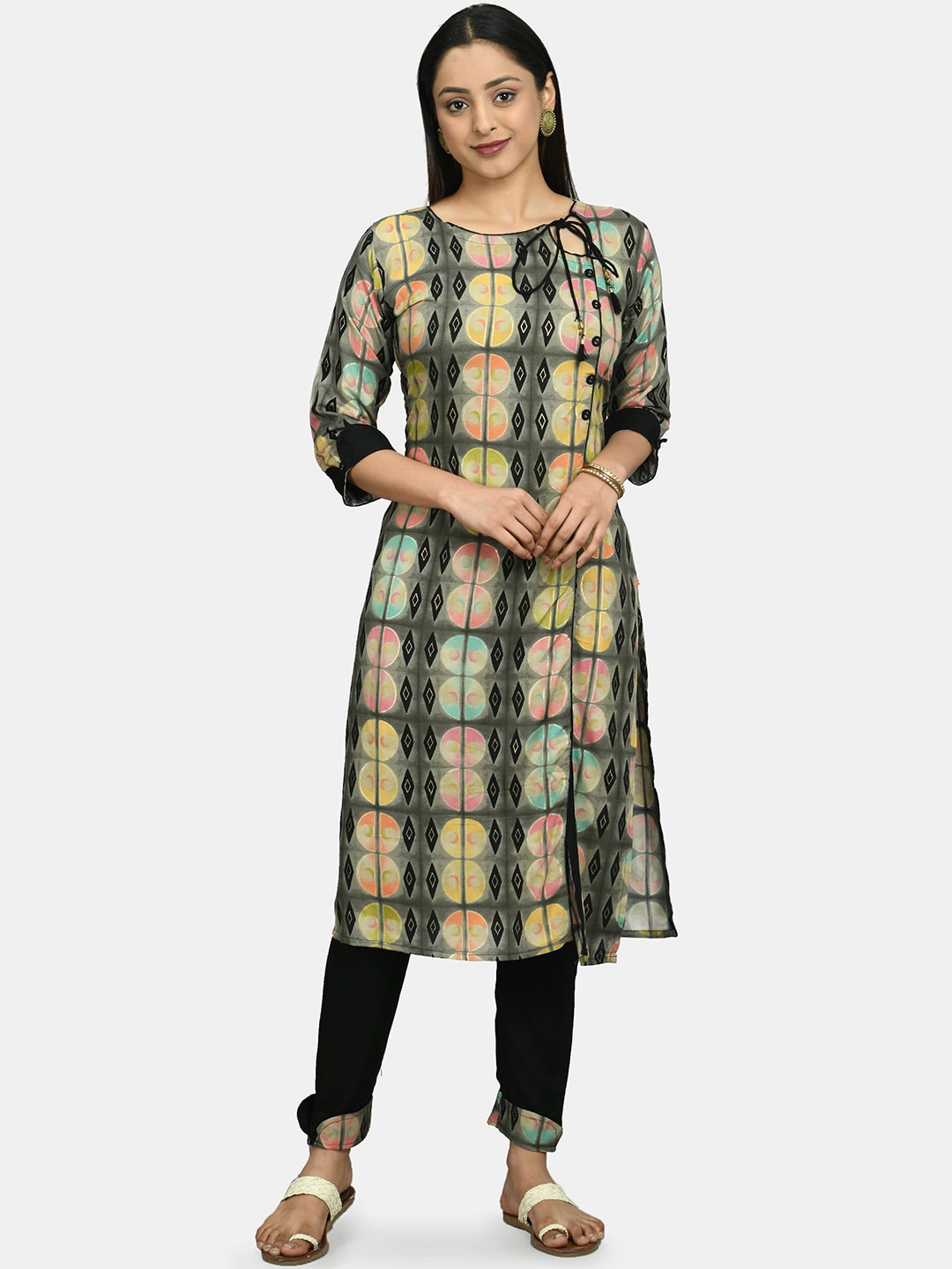 

DesiNoor com Women Black & Yellow Printed Kurta with Trousers