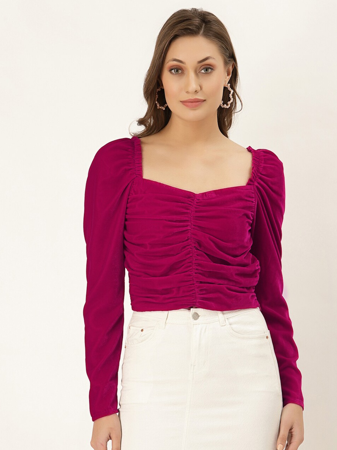 

BLANC9 Pink Sweetheart Neck Velvet Crop Top