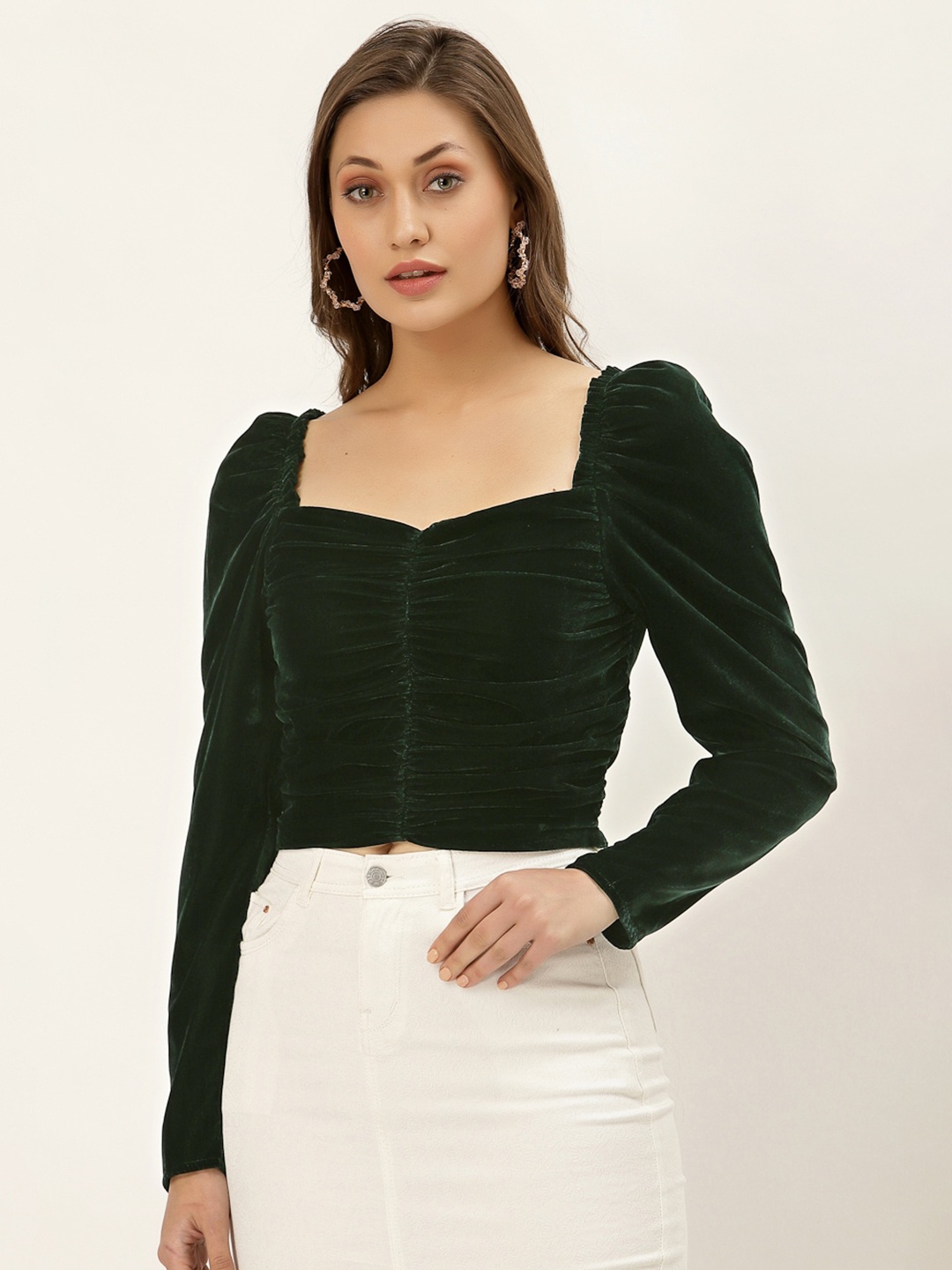 

BLANC9 Woman Green Sweetheart Neck Velvet Puffed Sleeve Top