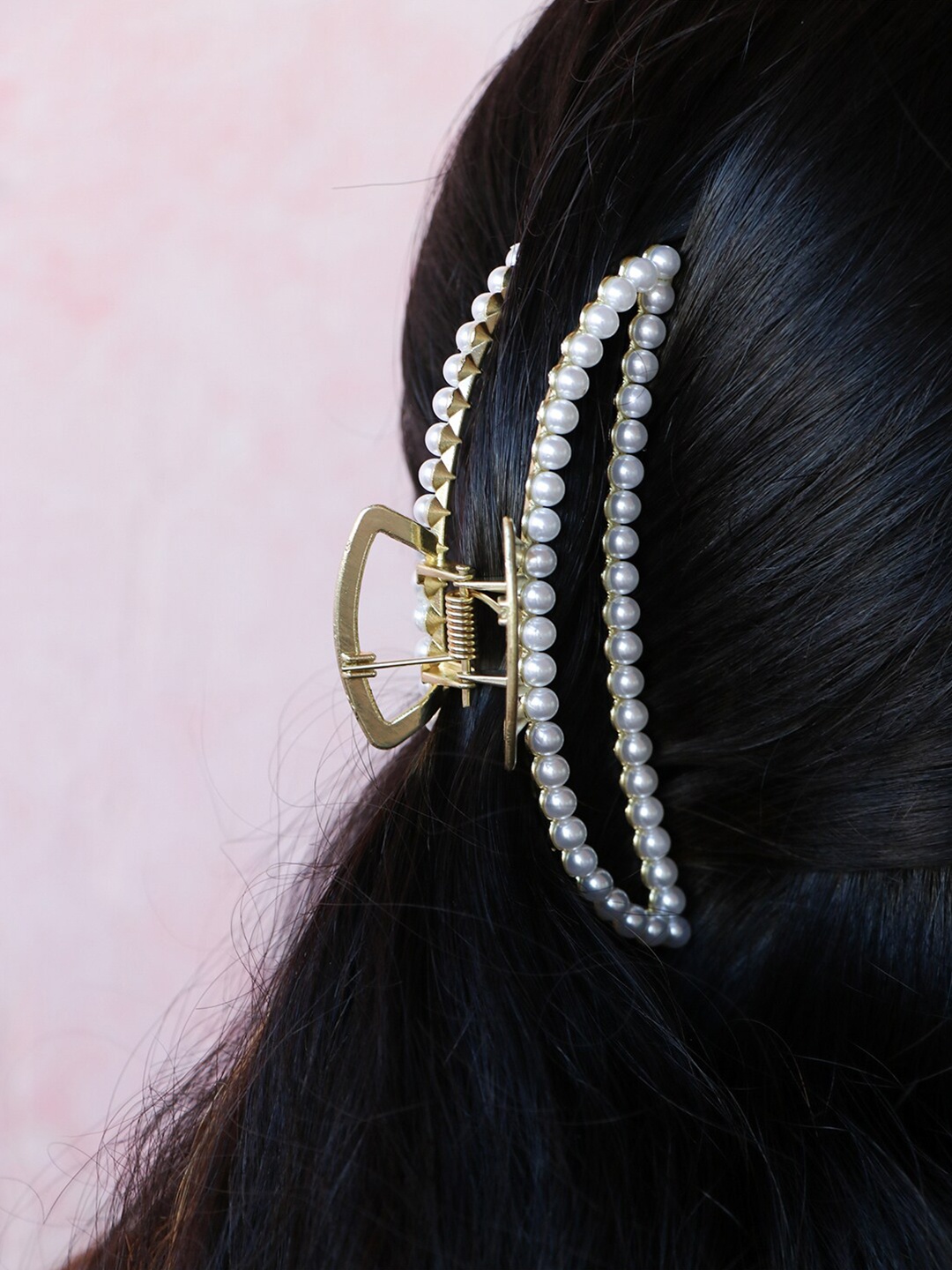 

Ayesha Women Gold-Toned & White Oversized Chunky Statement Pearl Studded Claw Clip