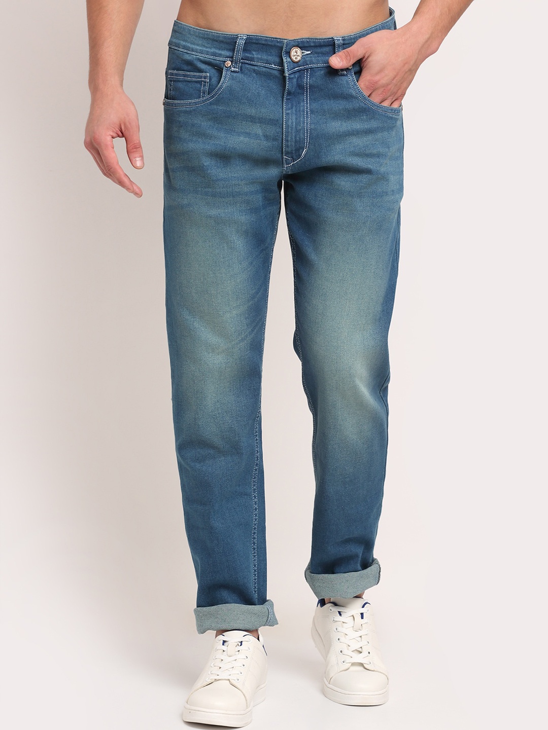 

Cantabil Men Blue Straight Fit Heavy Fade Jeans