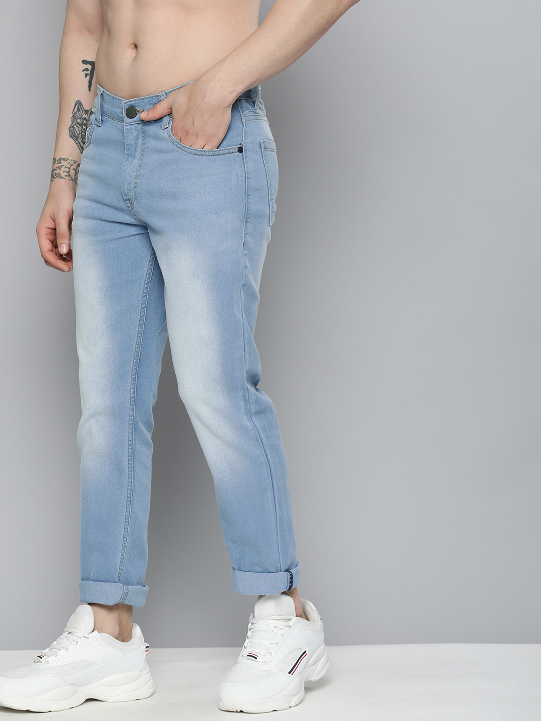

HERE&NOW Men Low-Rise Light Fade Ombre Regular Fit Jeans, Blue