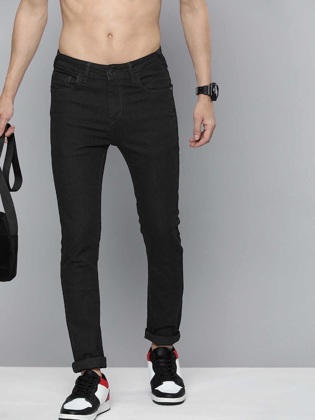 

HERE&NOW Men Solid Mid-Rise Regular Fit Jeans, Black