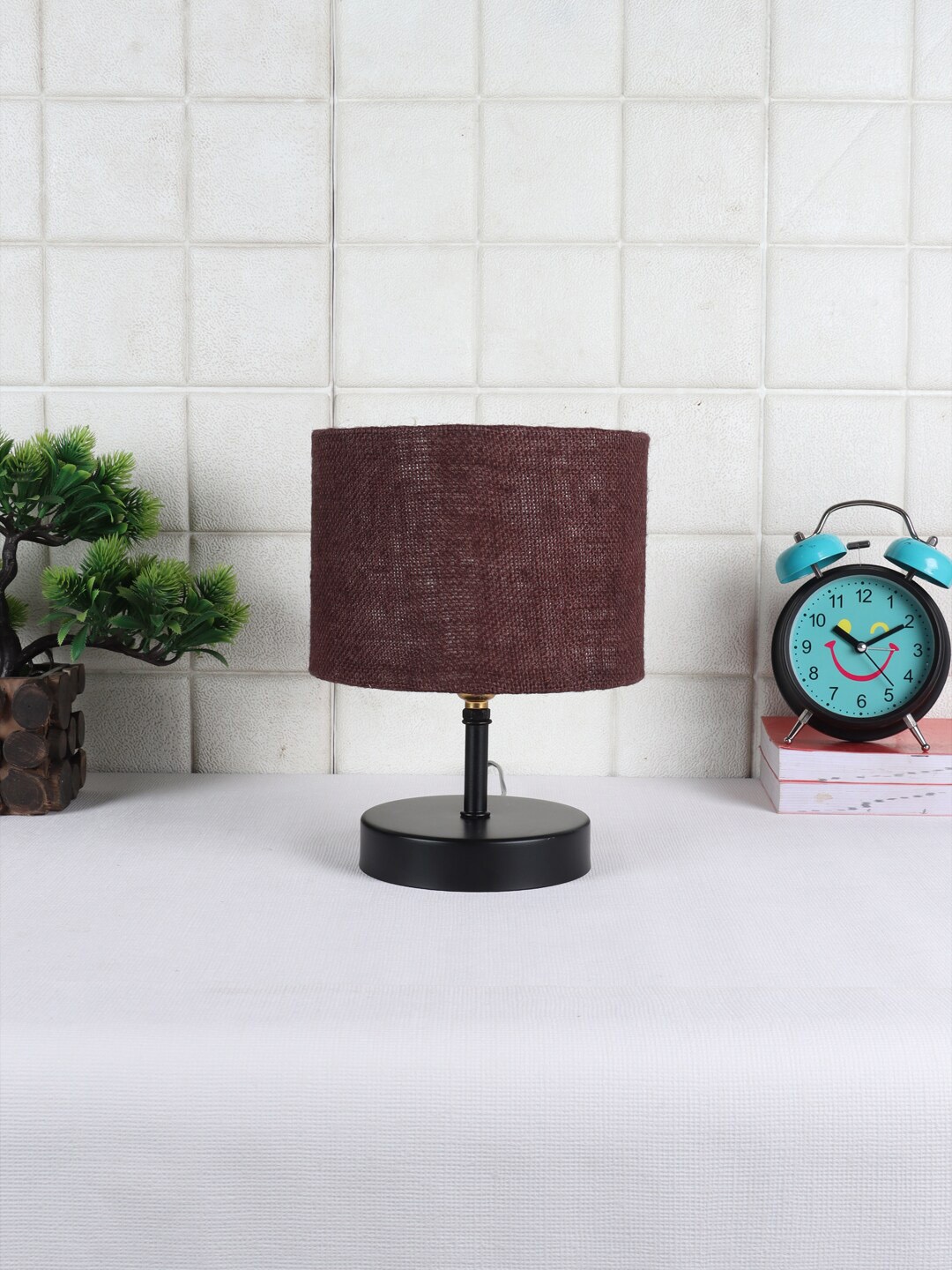 

Devansh Brown & Black Iron Table Lamp with Jute Shade