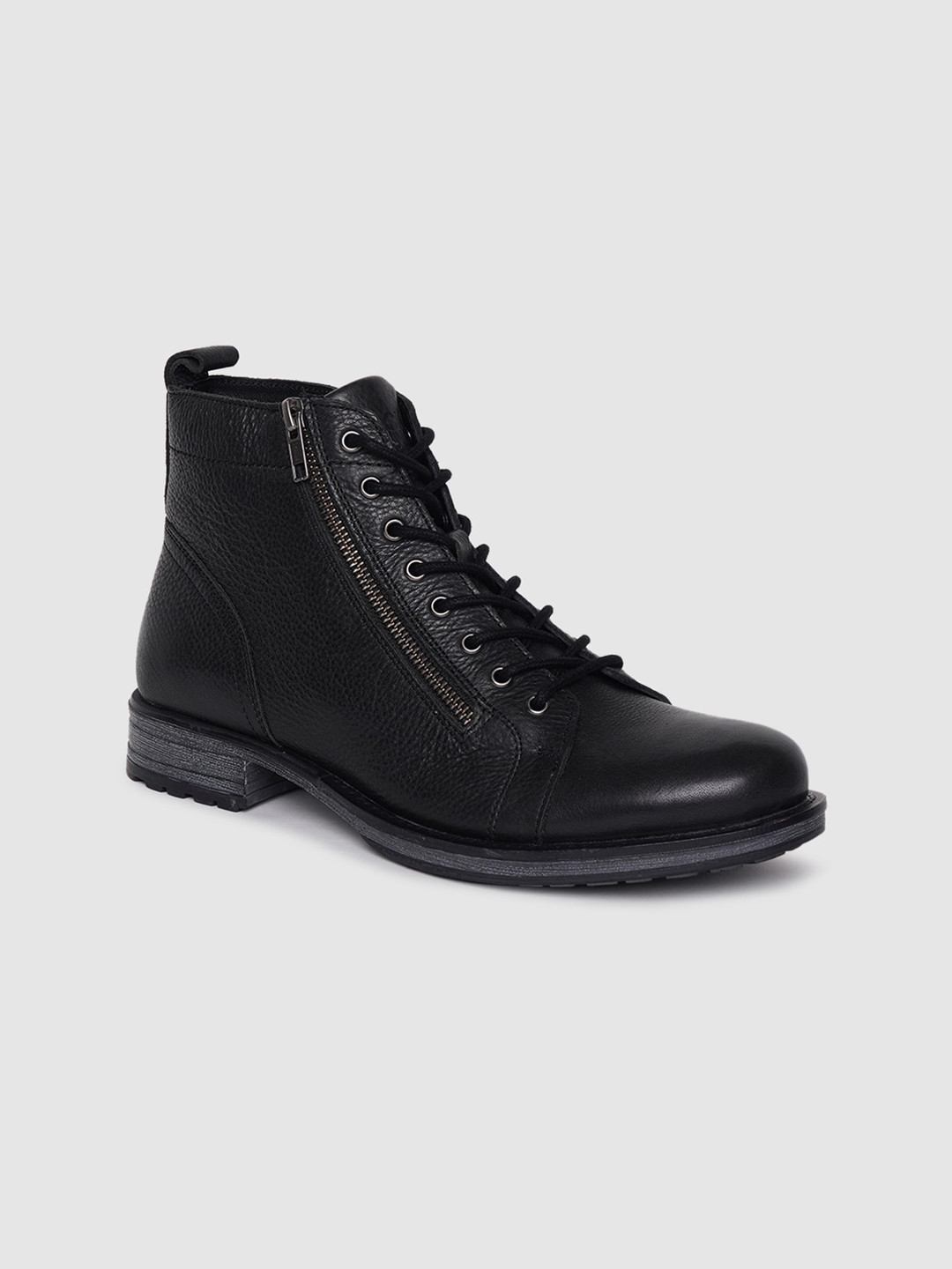 

Jack & Jones Men Black Leather Flat Boots With Zip Fastening