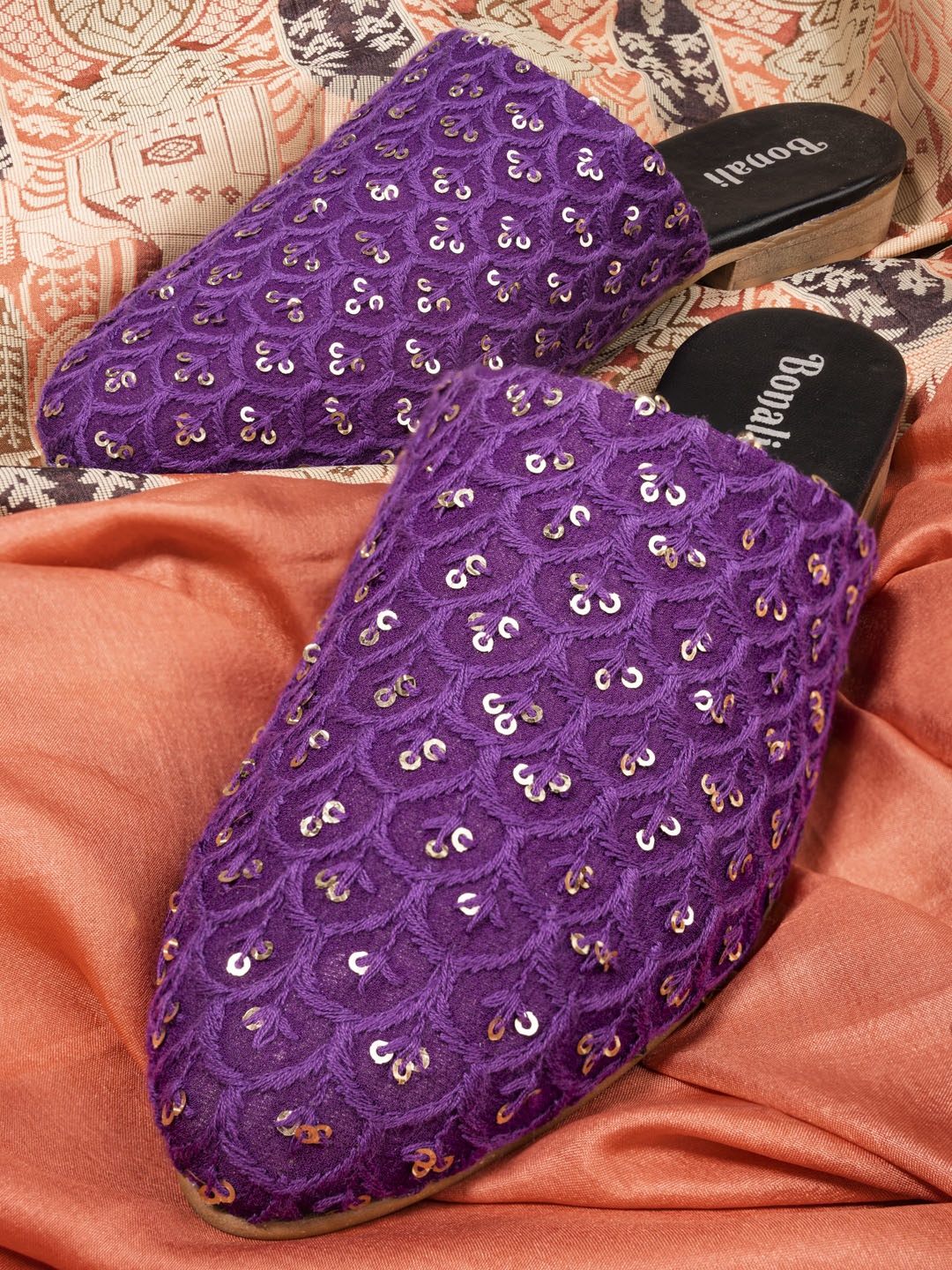 

BONALI Women Purple Sequinned Embellished Woven Design Mules