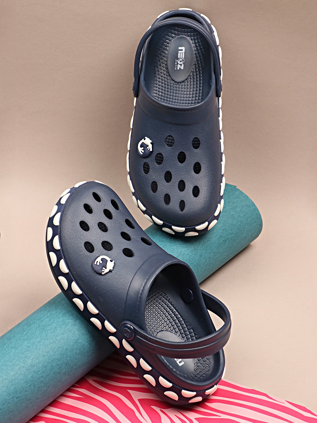 

NEOZ Girls Navy Blue Self Design Clogs