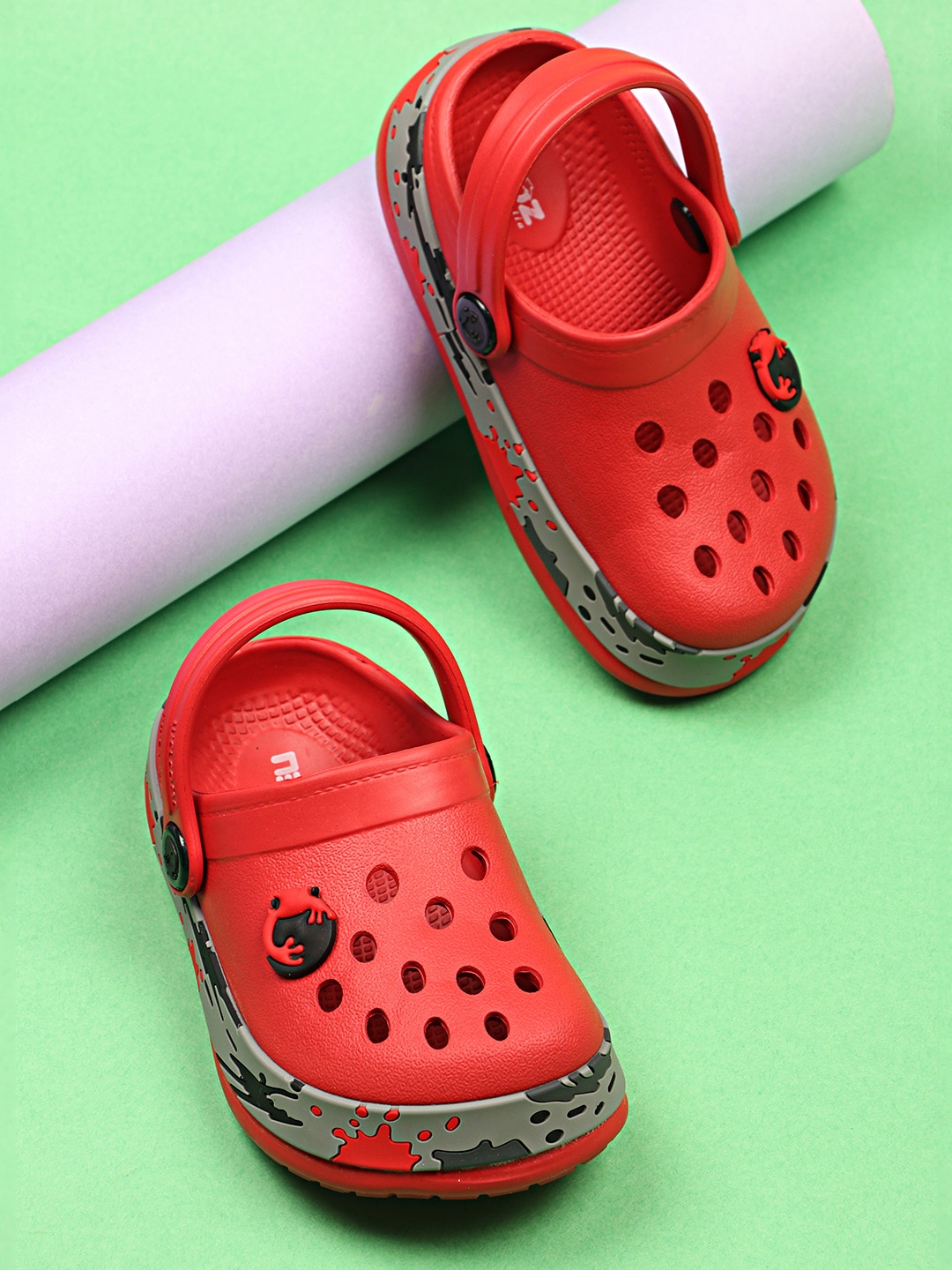 

NEOZ Boys Red & Beige Rubber Clogs