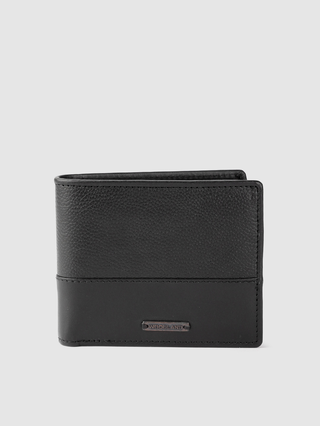

Woodland Men Black Leather Two Fold Wallet