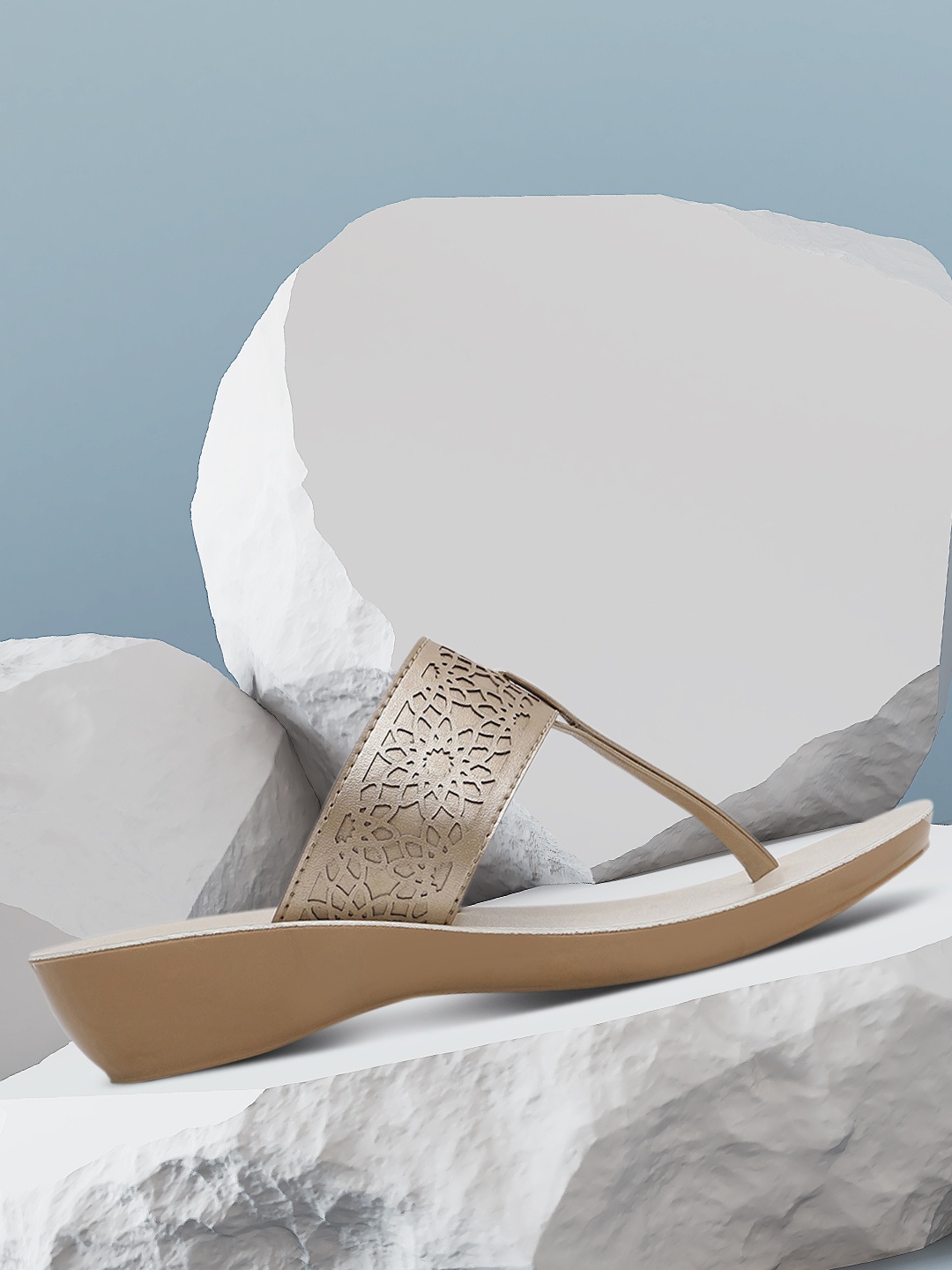 

AURELIA Gold-Toned Textured PU Heels