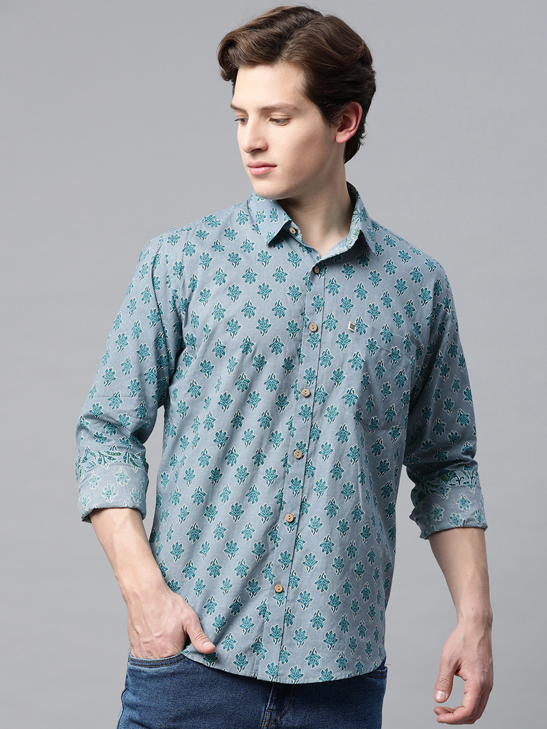 

Readiprint Fashions Men Grey Slim Fit Printed Casual Shirt