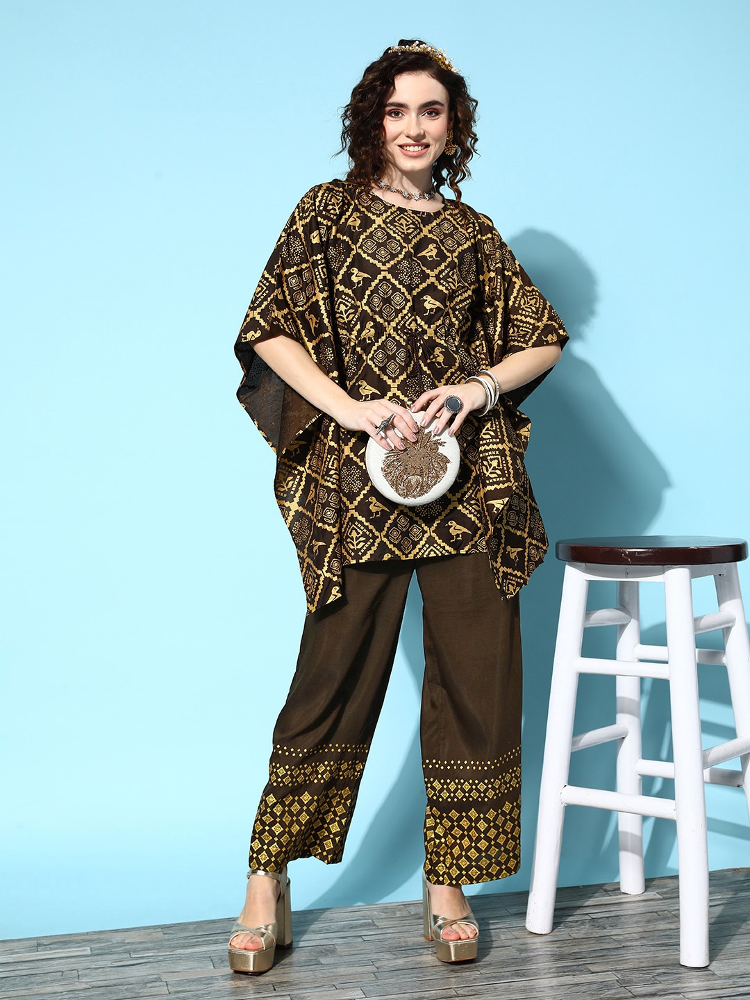 

Sangria Women Brown Ethnic Motifs Printed Kurti with Palazzos