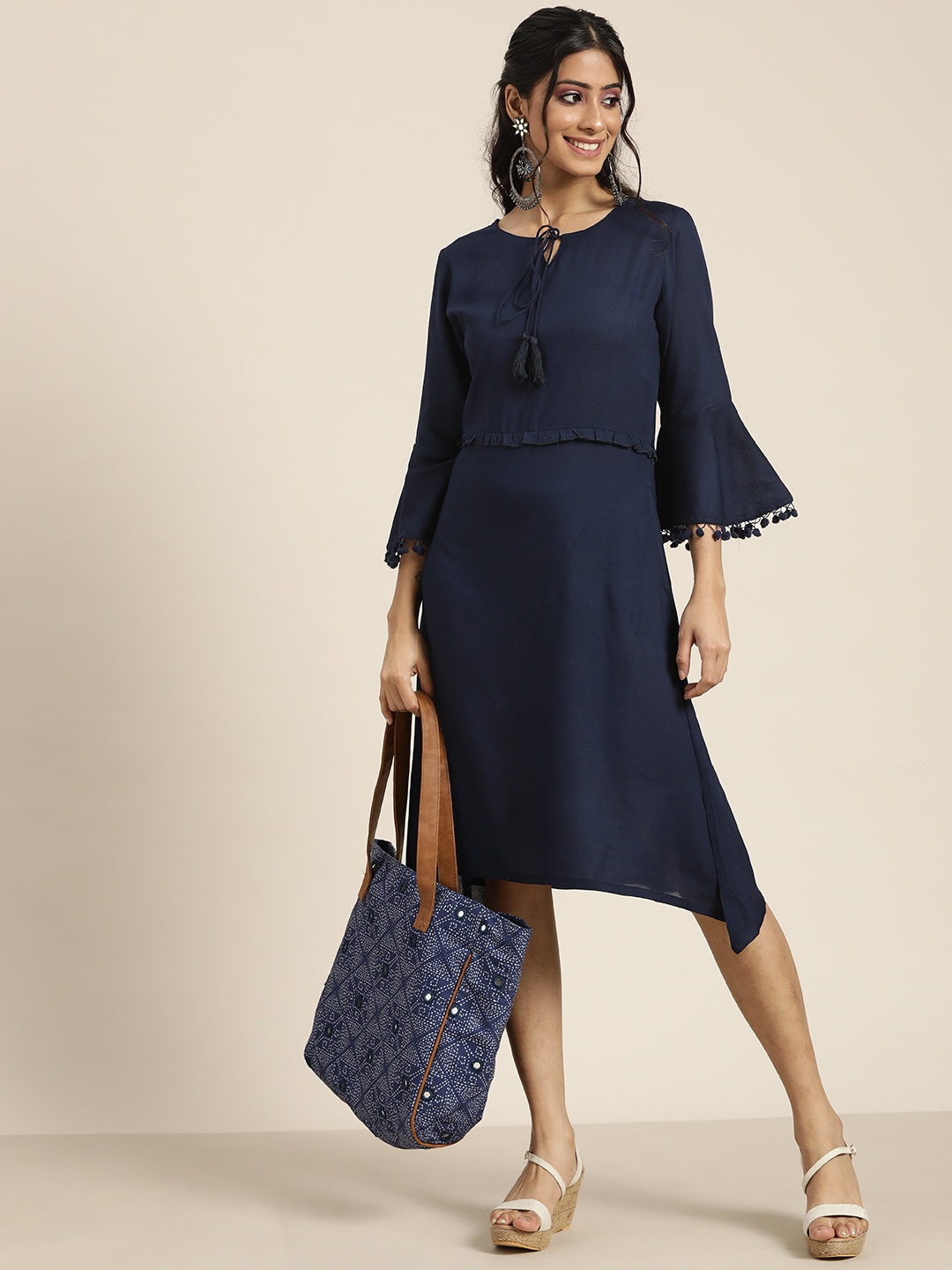 

Sangria Navy Blue Tie-Up Neck A-Line Dress