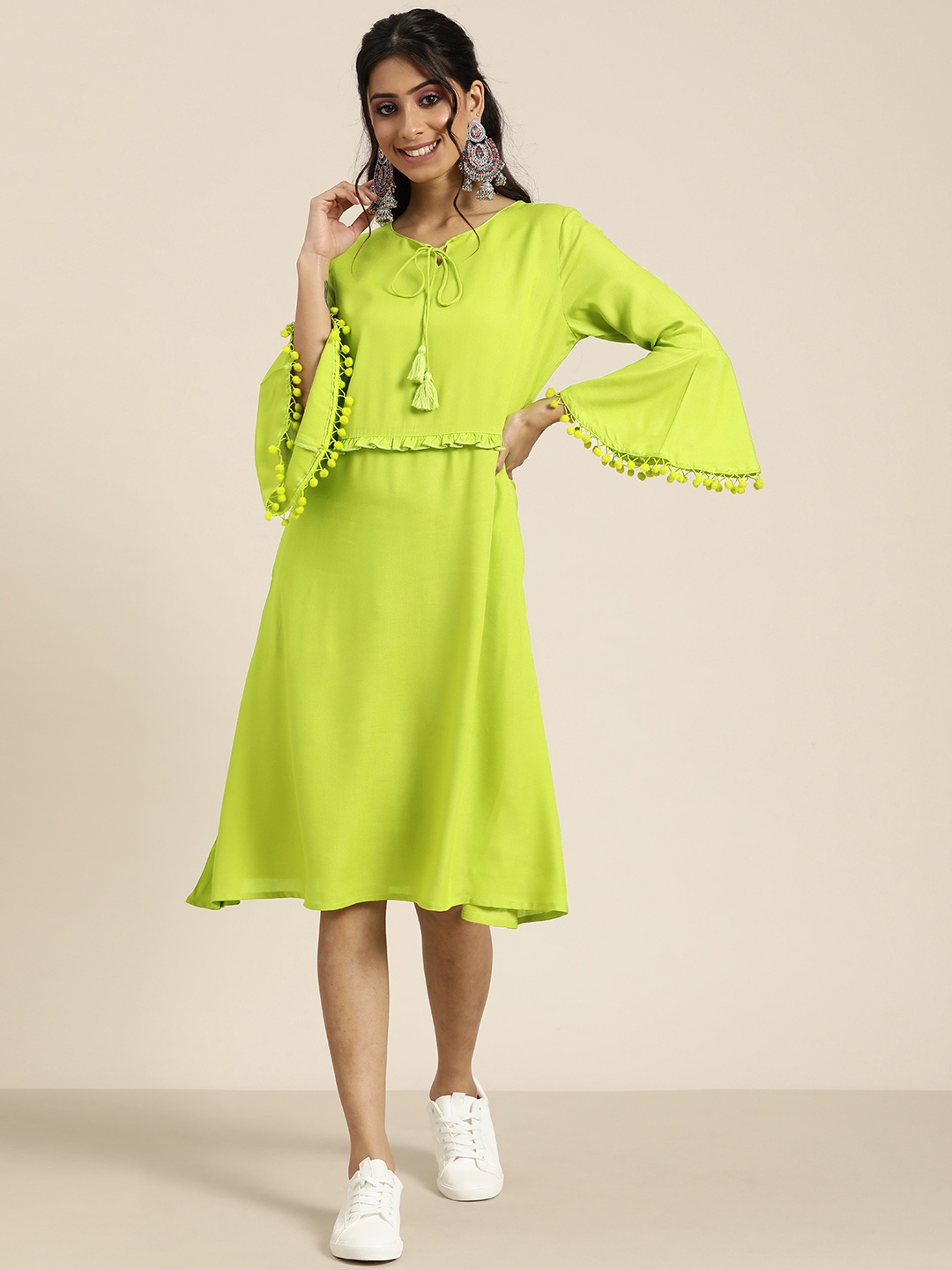 

Sangria Fluorescent Green Tie-Up Neck A-Line Dress