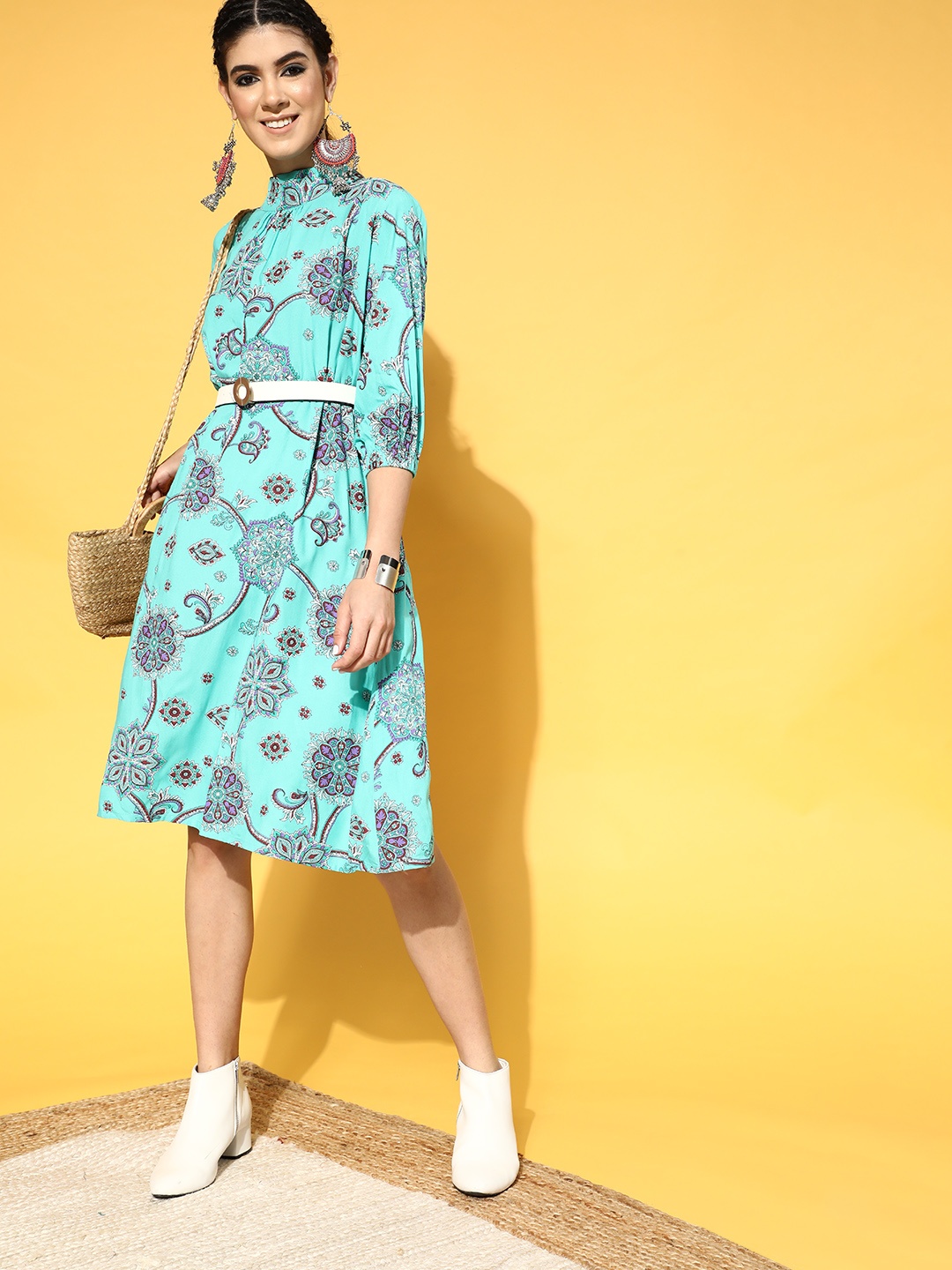 

Sangria Women Stunning Blue Ethnic Motifs New Neckline Dress