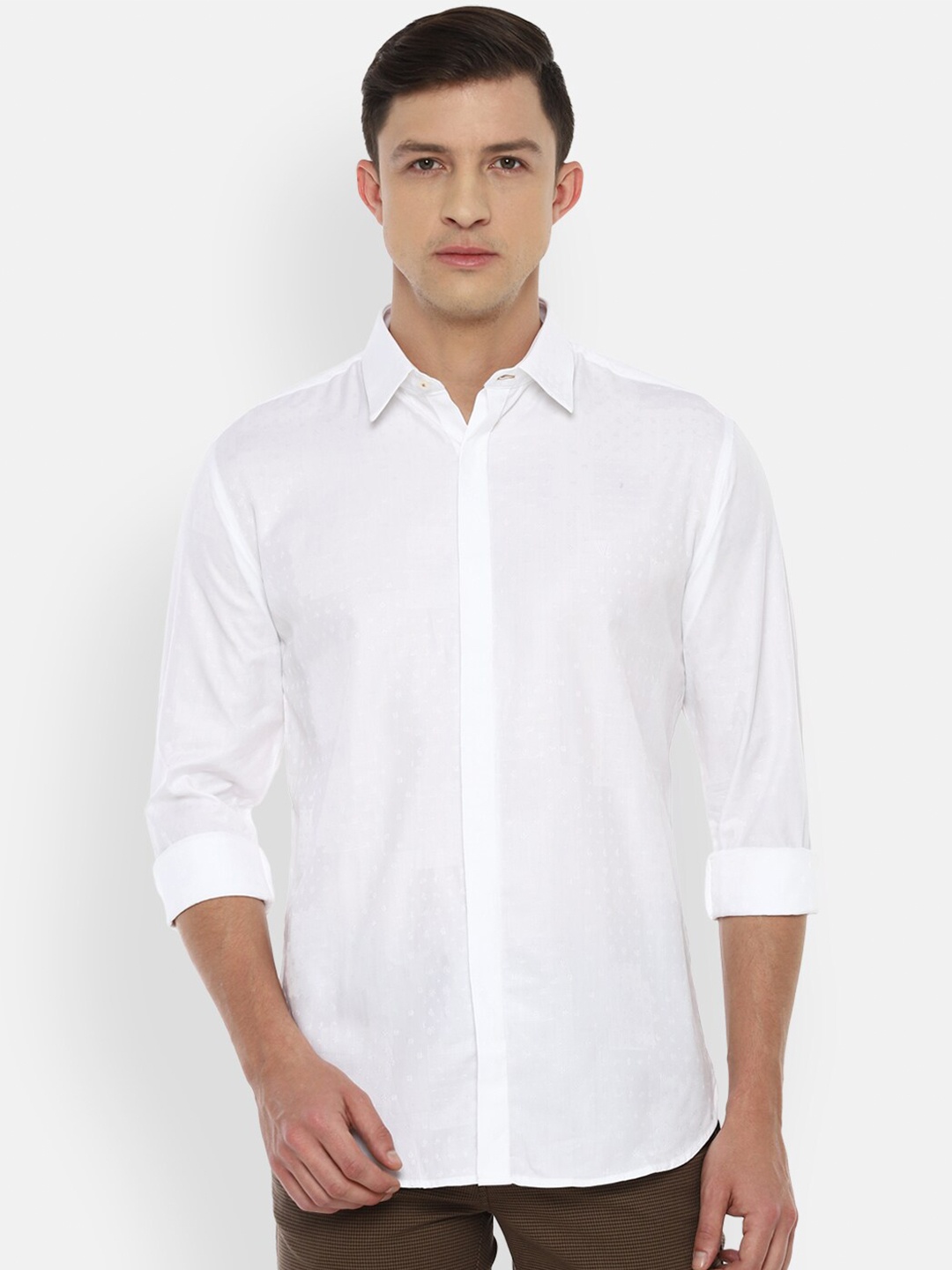 

V Dot Men White Slim Fit Casual Shirt