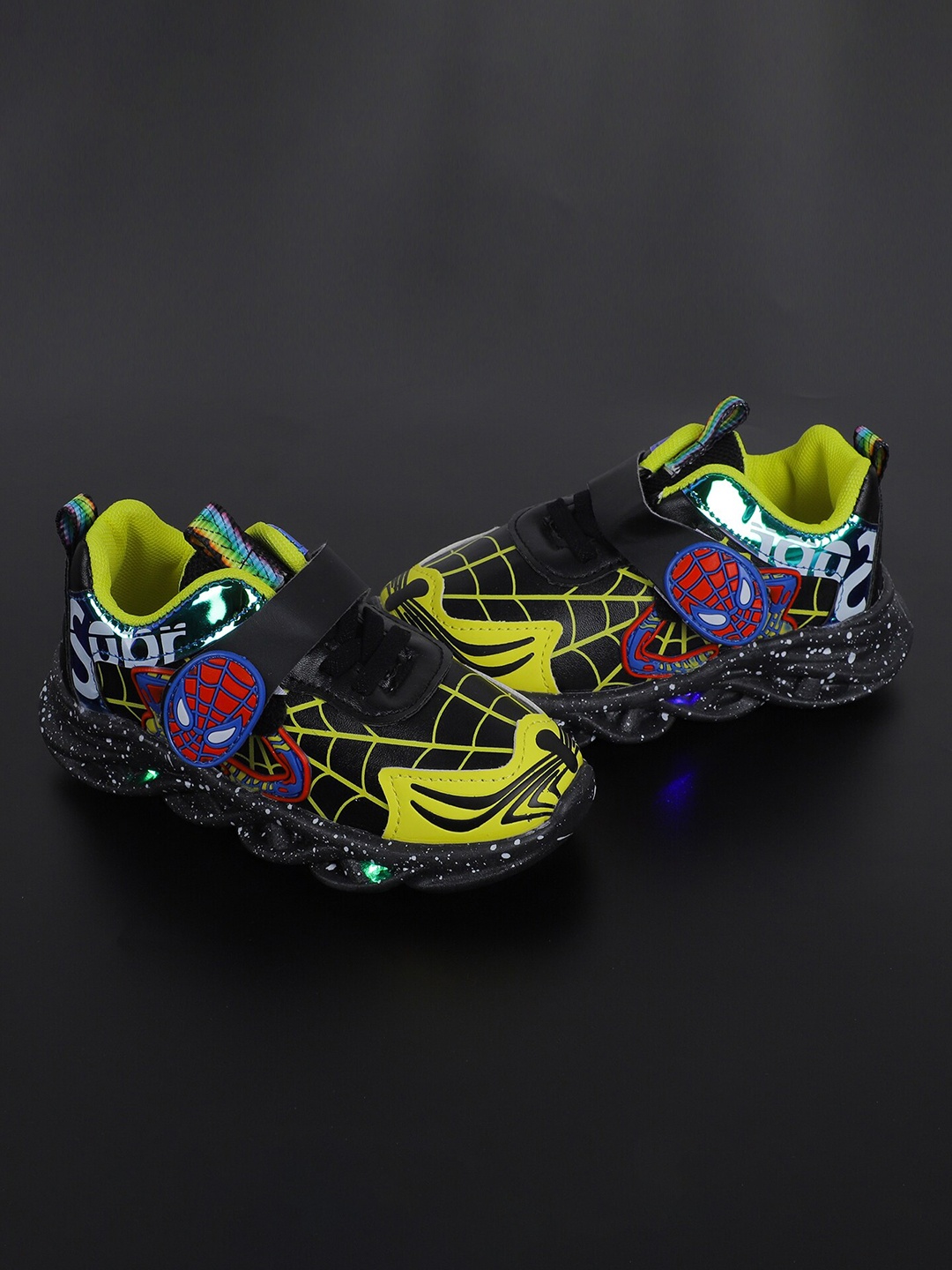 

FEETWELL SHOES Kids Yellow & Black Spider-Man Printed PU Sneakers