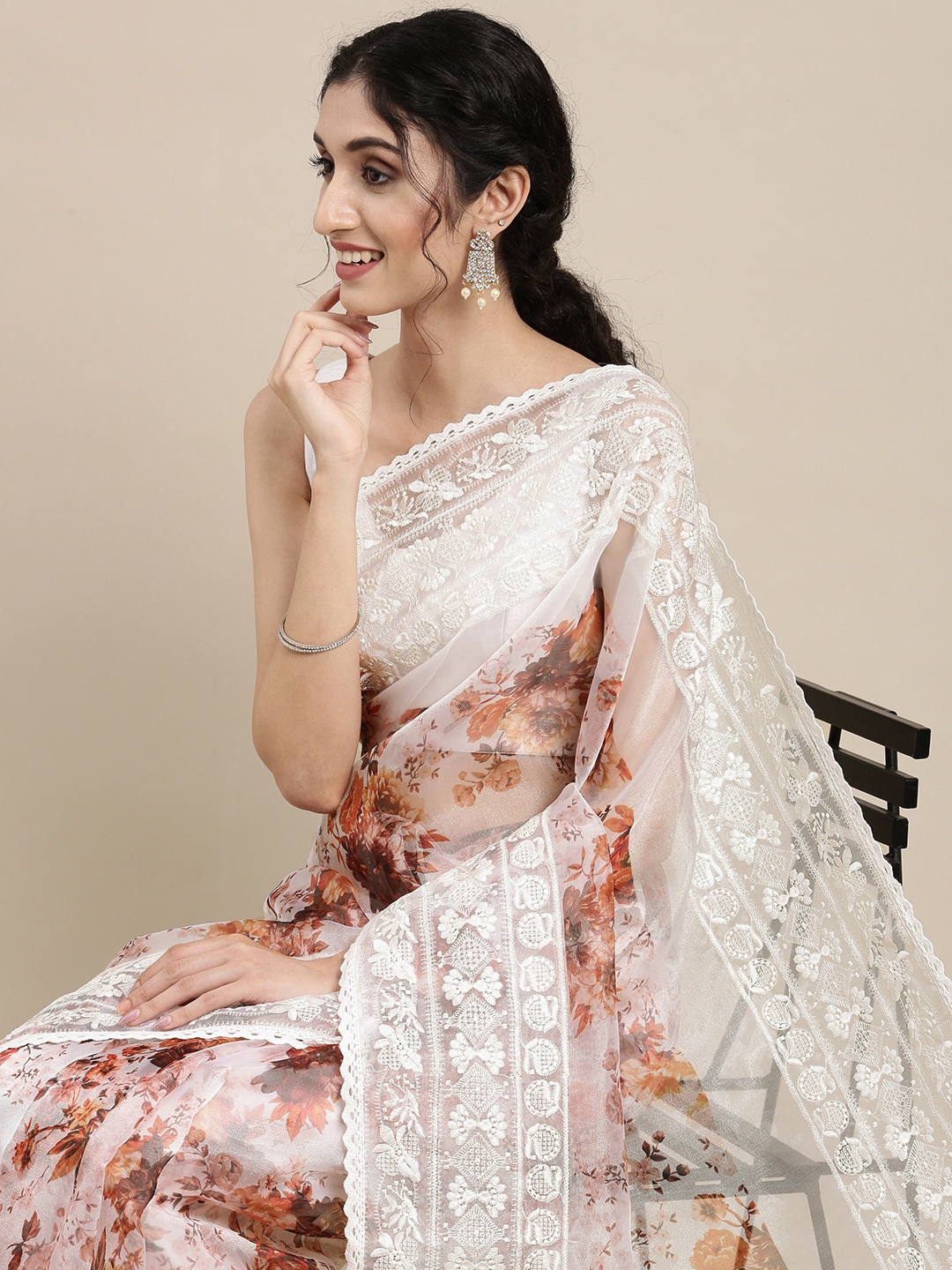 

VASTRANAND Peach-Coloured Floral Embroidered Organza Saree