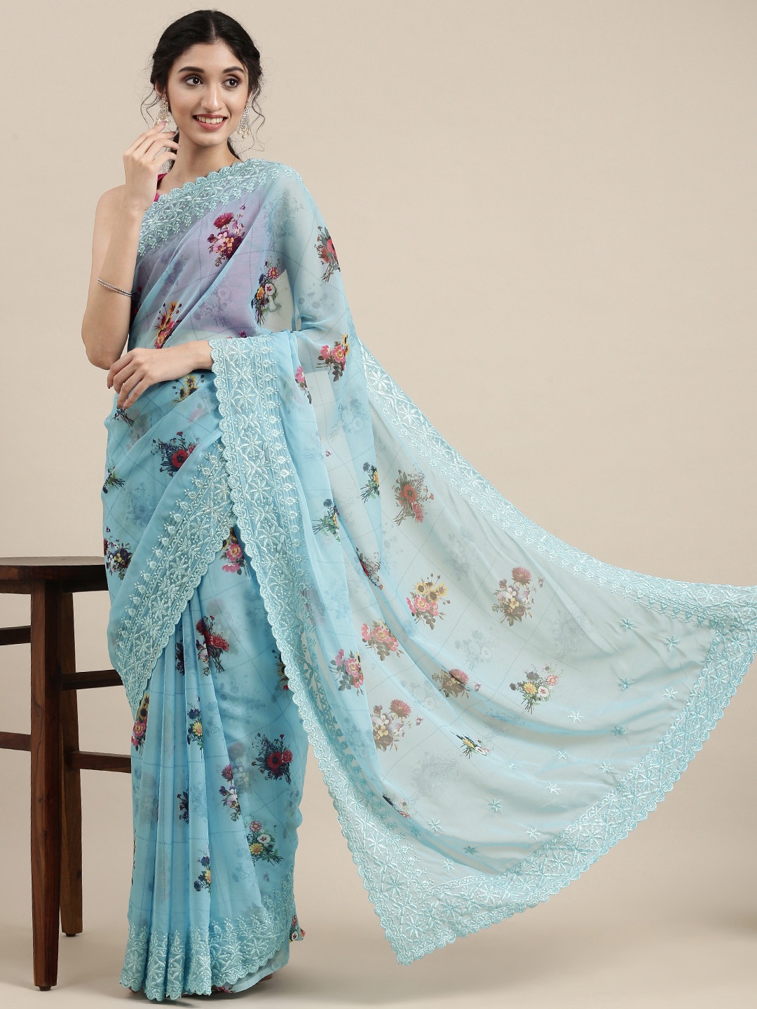 

VASTRANAND Blue Floral Embroidered Saree