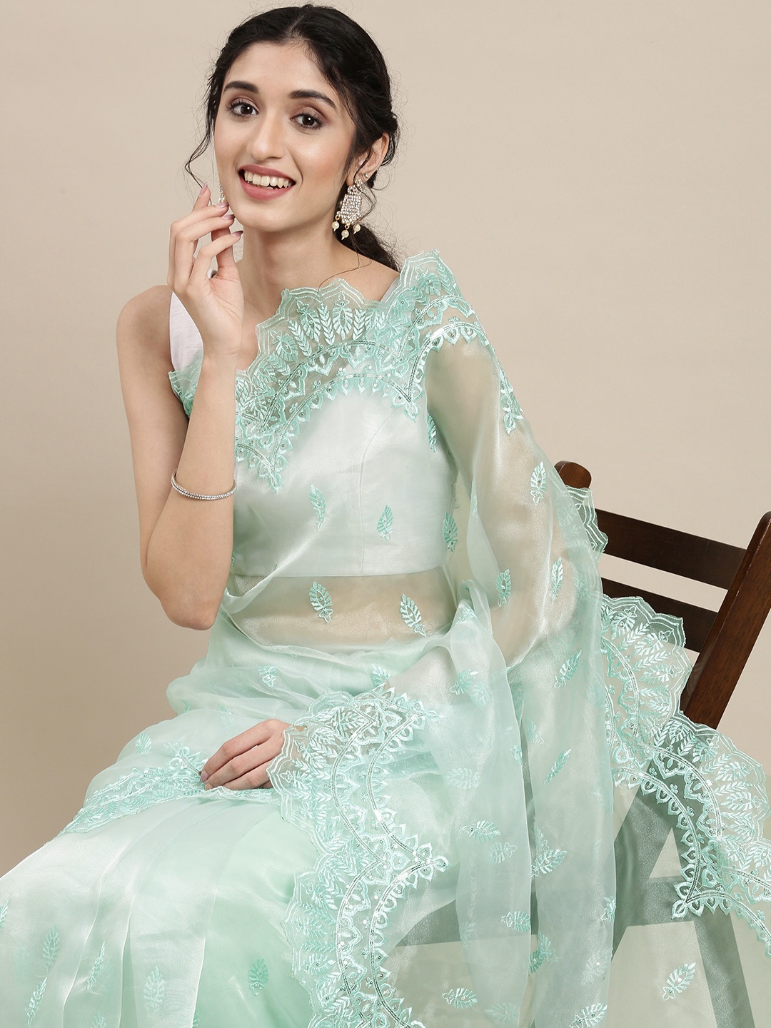

VASTRANAND Green Ethnic Motifs Embroidered Organza Saree