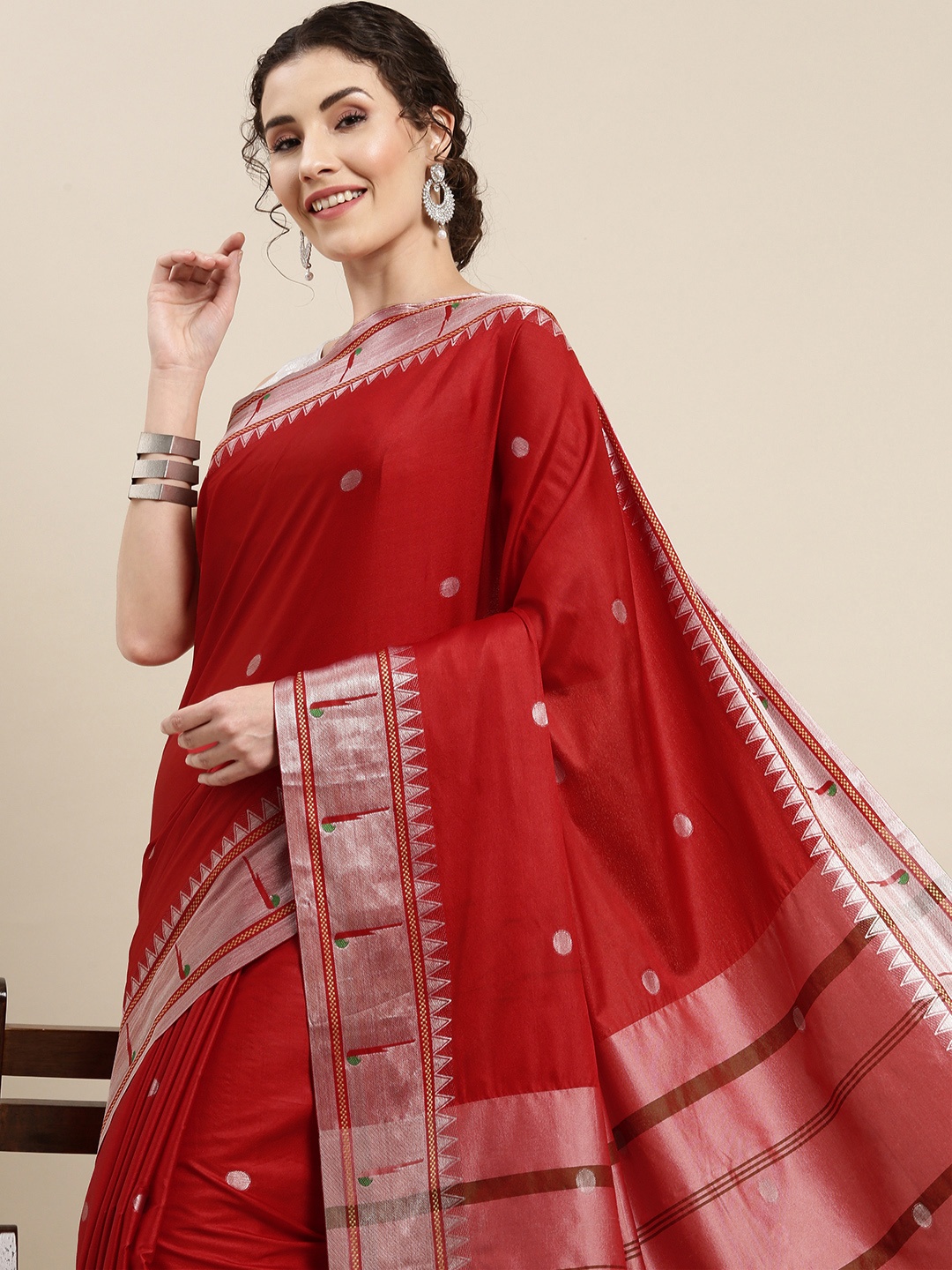 

VASTRANAND Red Ethnic Motifs Zari Silk Cotton Paithani Saree