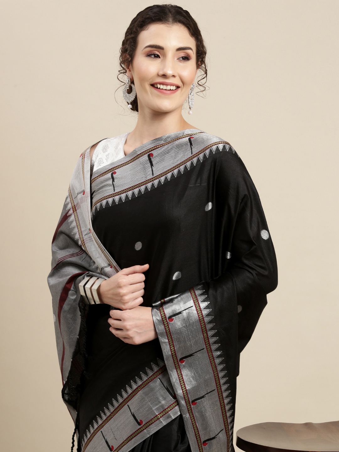 

VASTRANAND Black Ethnic Motifs Zari Silk Cotton Paithani Saree
