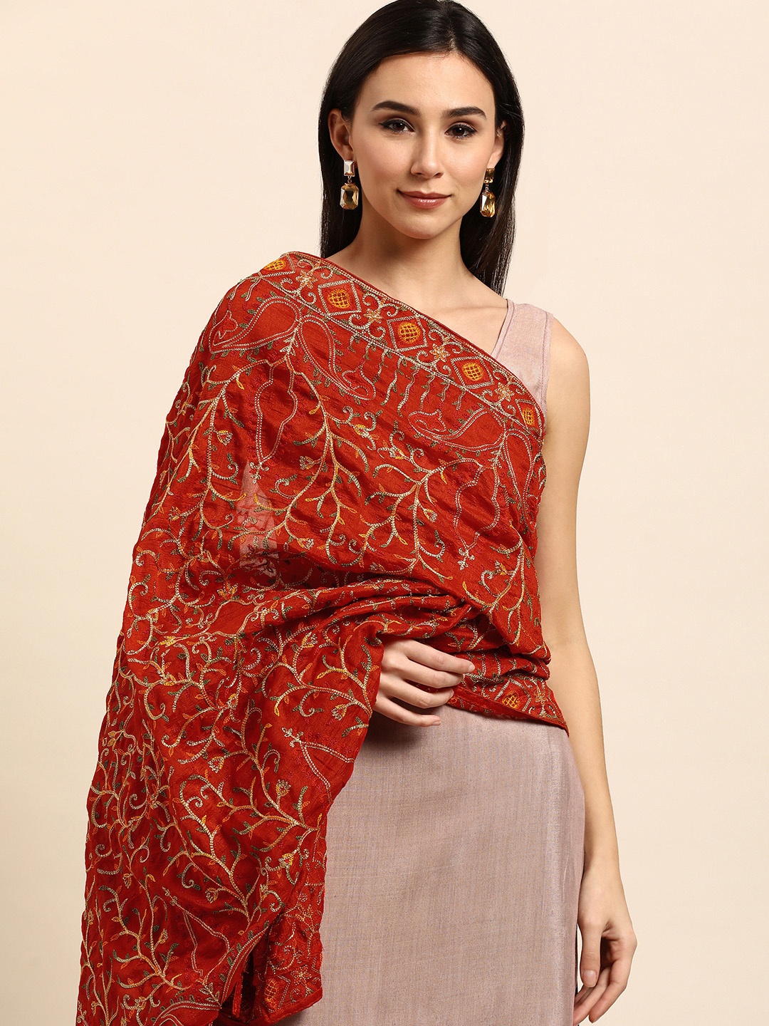 

VASTRANAND Red Ethnic Motifs Embroidered Dupatta