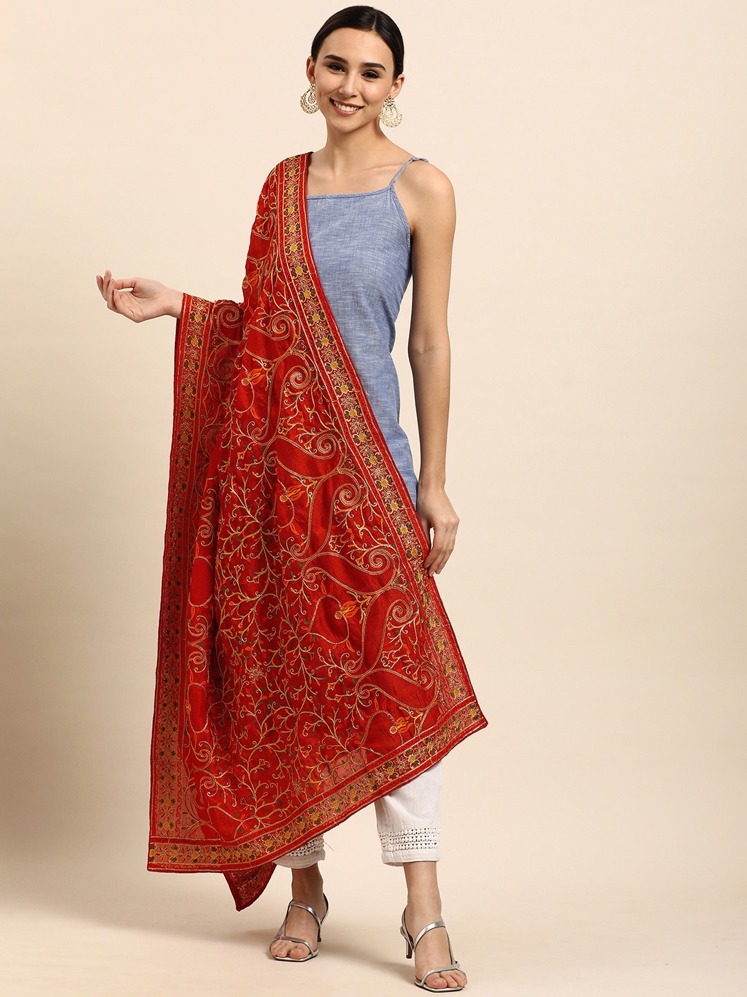 

VASTRANAND Red Ethnic Motifs Embroidered Dupatta
