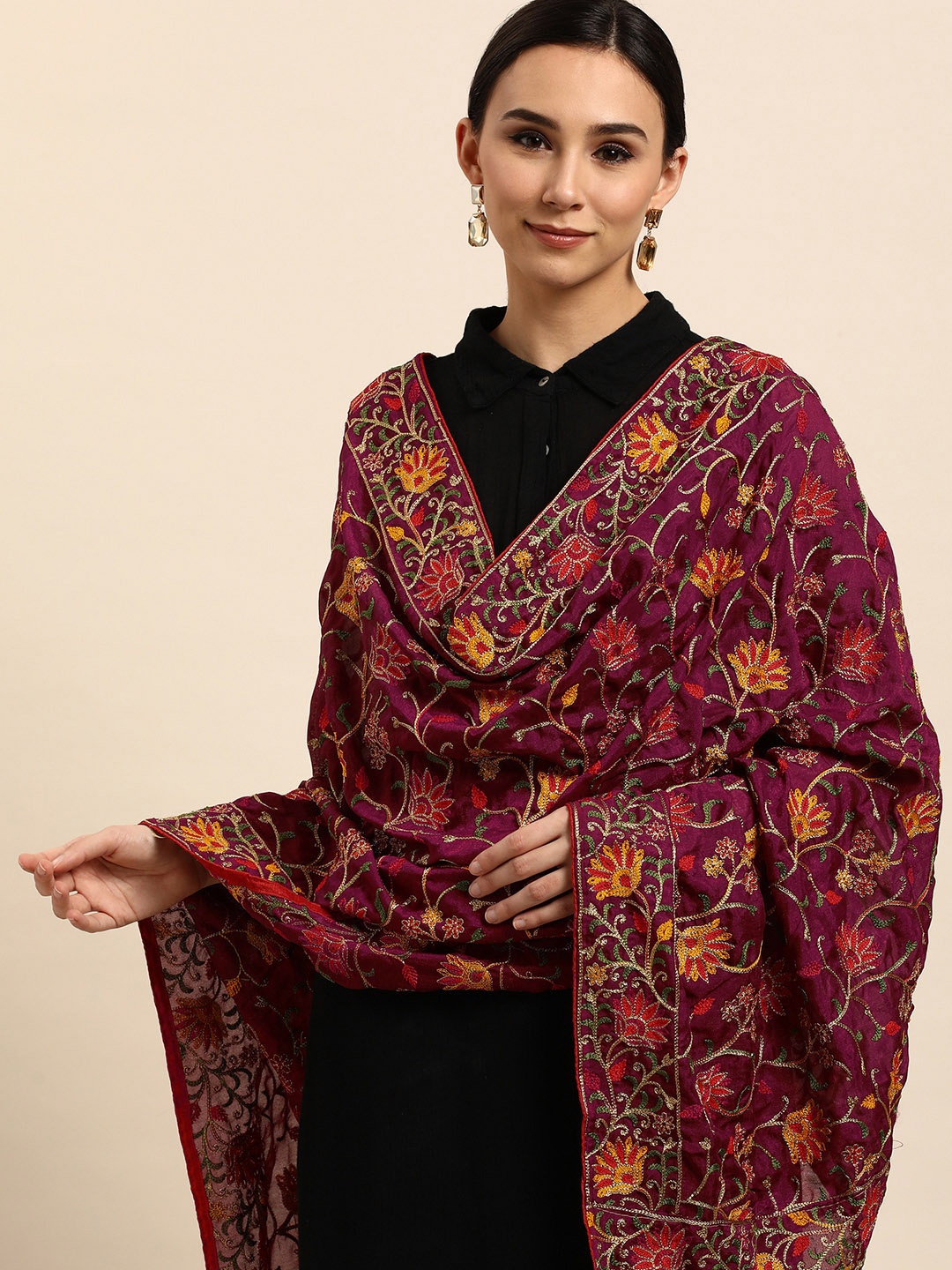 

VASTRANAND Burgundy Ethnic Motifs Embroidered Dupatta