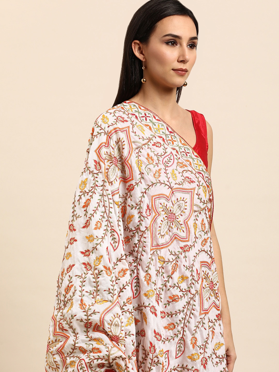 

VASTRANAND White & Red Ethnic Motifs Embroidered Dupatta