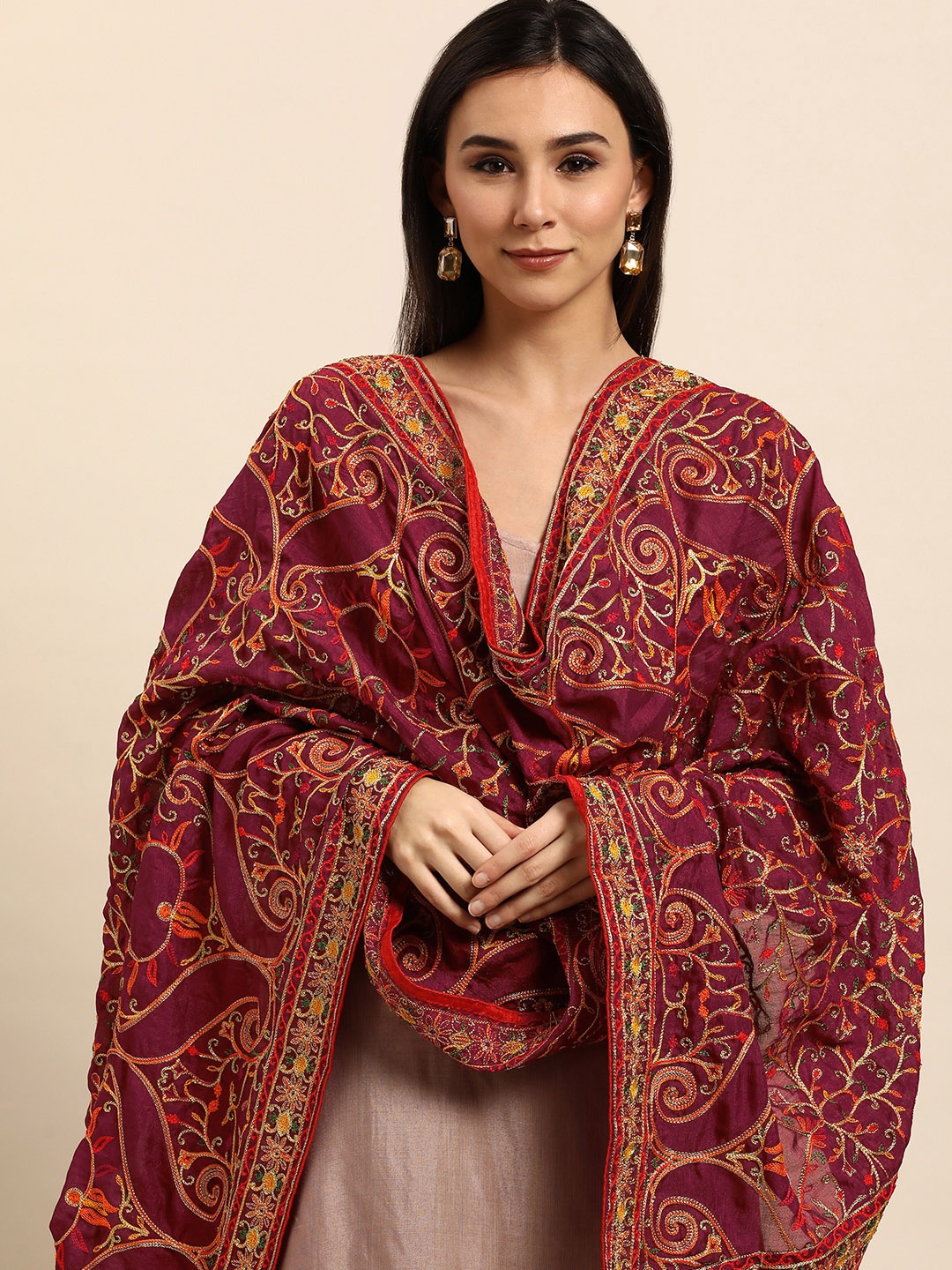 

VASTRANAND Burgundy Ethnic Motifs Embroidered Dupatta