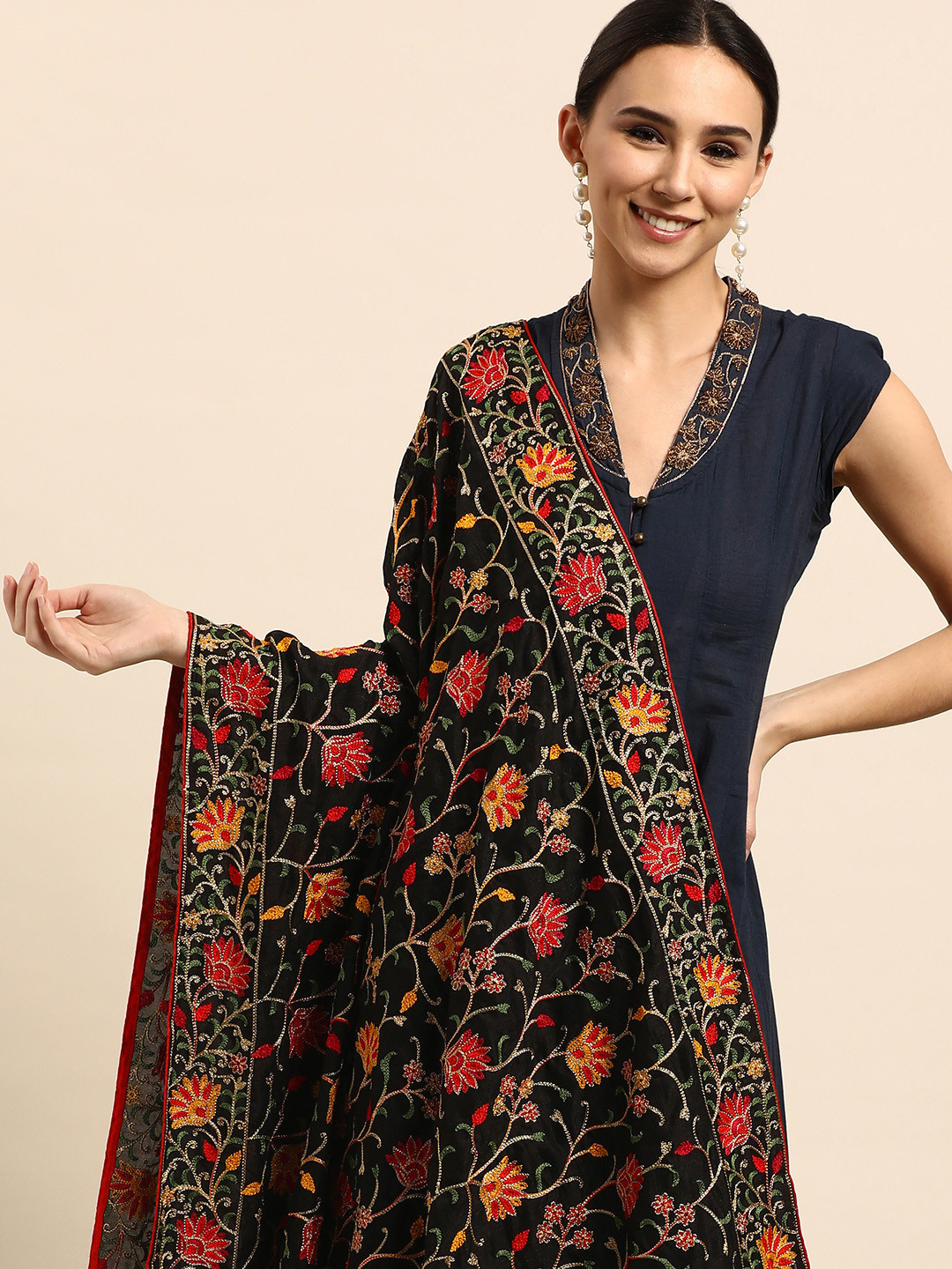 

VASTRANAND Black & Red Ethnic Motifs Embroidered Dupatta