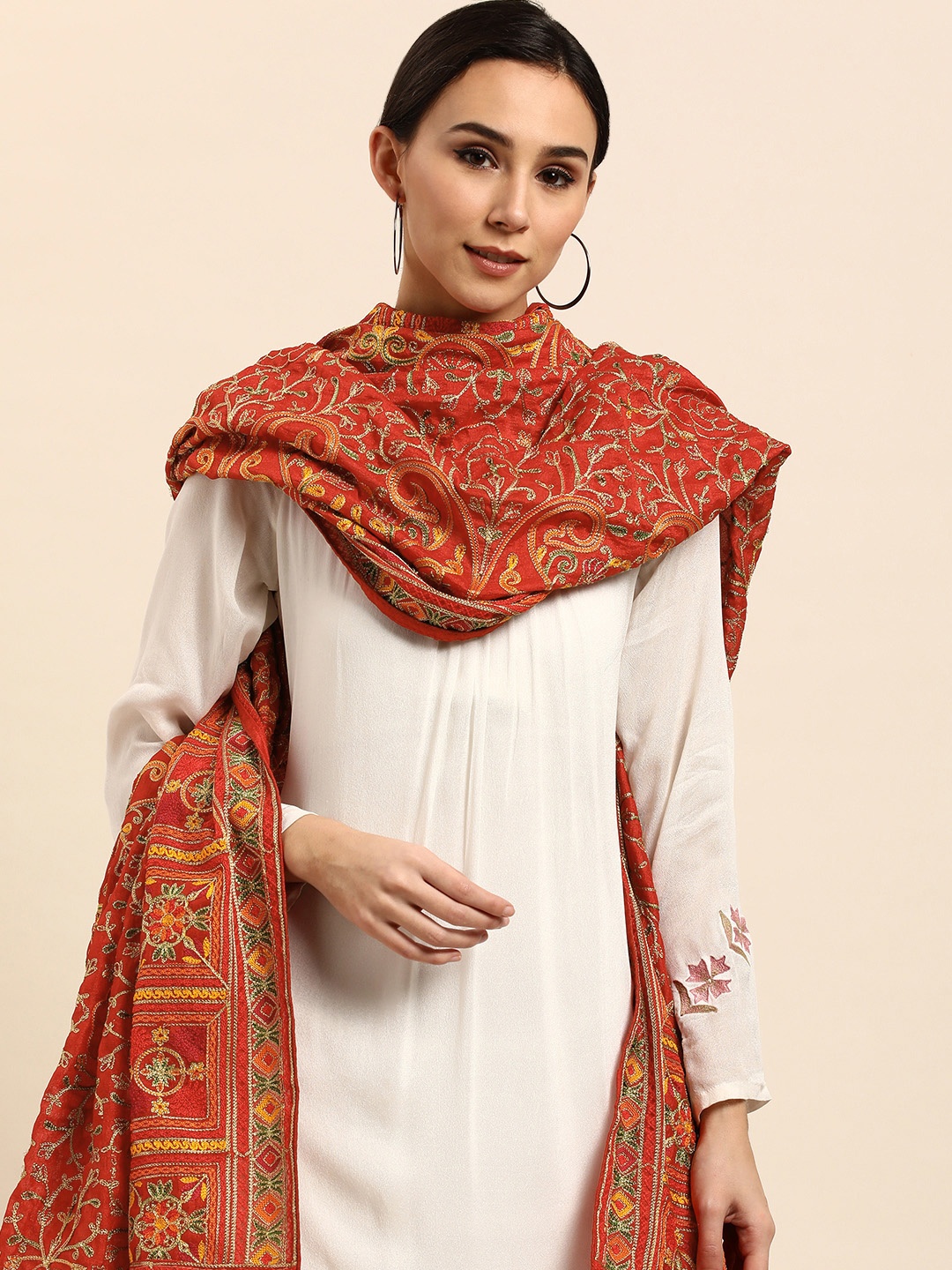 

VASTRANAND Red & Yellow Ethnic Motifs Embroidered Dupatta
