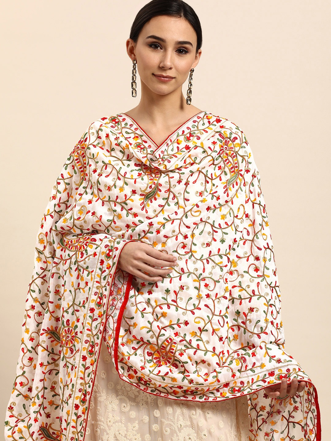 

VASTRANAND White & Red Ethnic Motifs Embroidered Dupatta