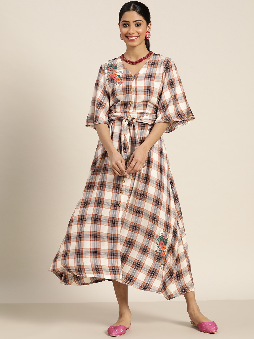 

Sangria Off White & Black Checked A-Line Midi Dress