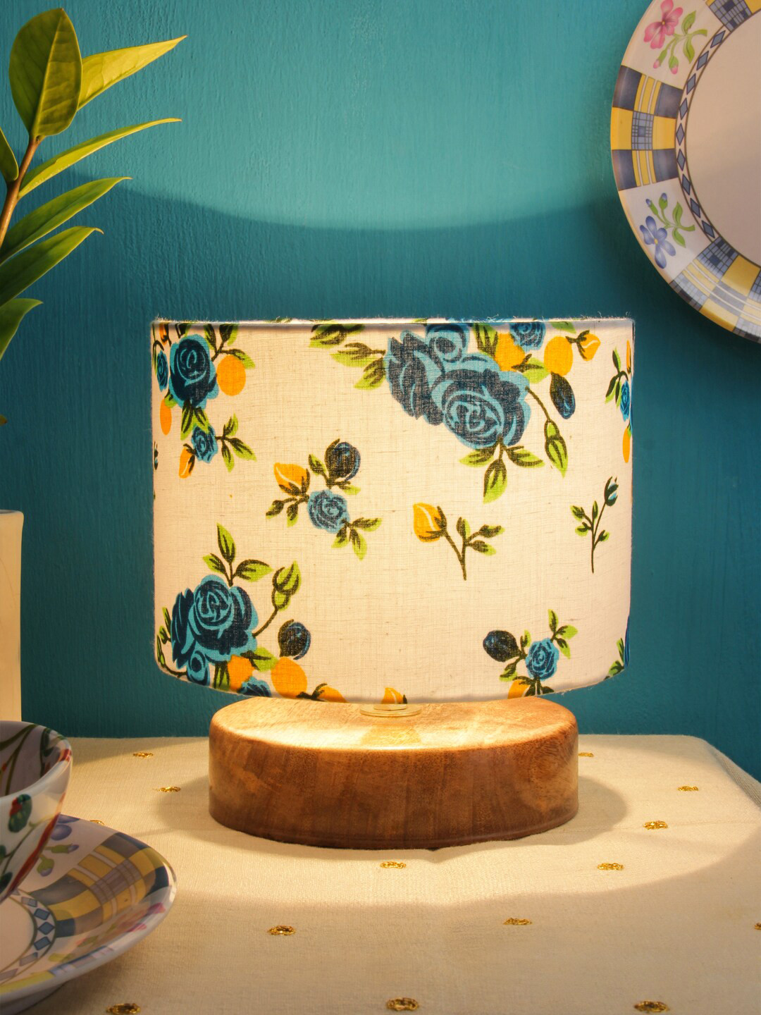 

Devansh Multicoloured Floral Printed Cotton Shade Table Lamp, Multi