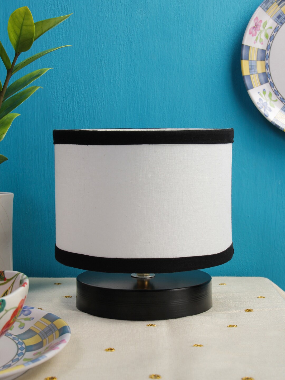 

Devansh White & Black Cotton Shade Table Lamp