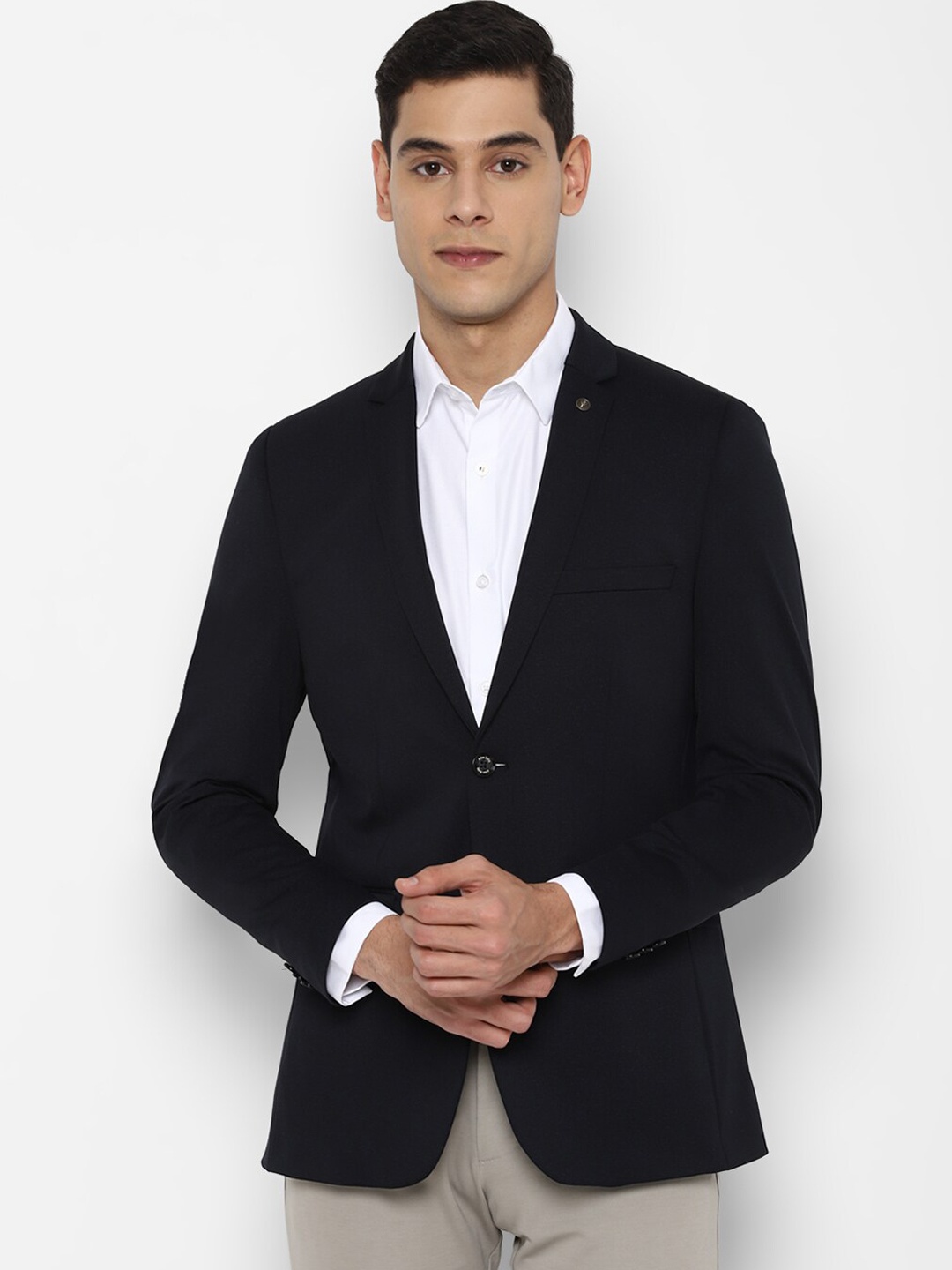 

Allen Solly Men Black Solid Slim-Fit Single-Breasted Formal Blazer