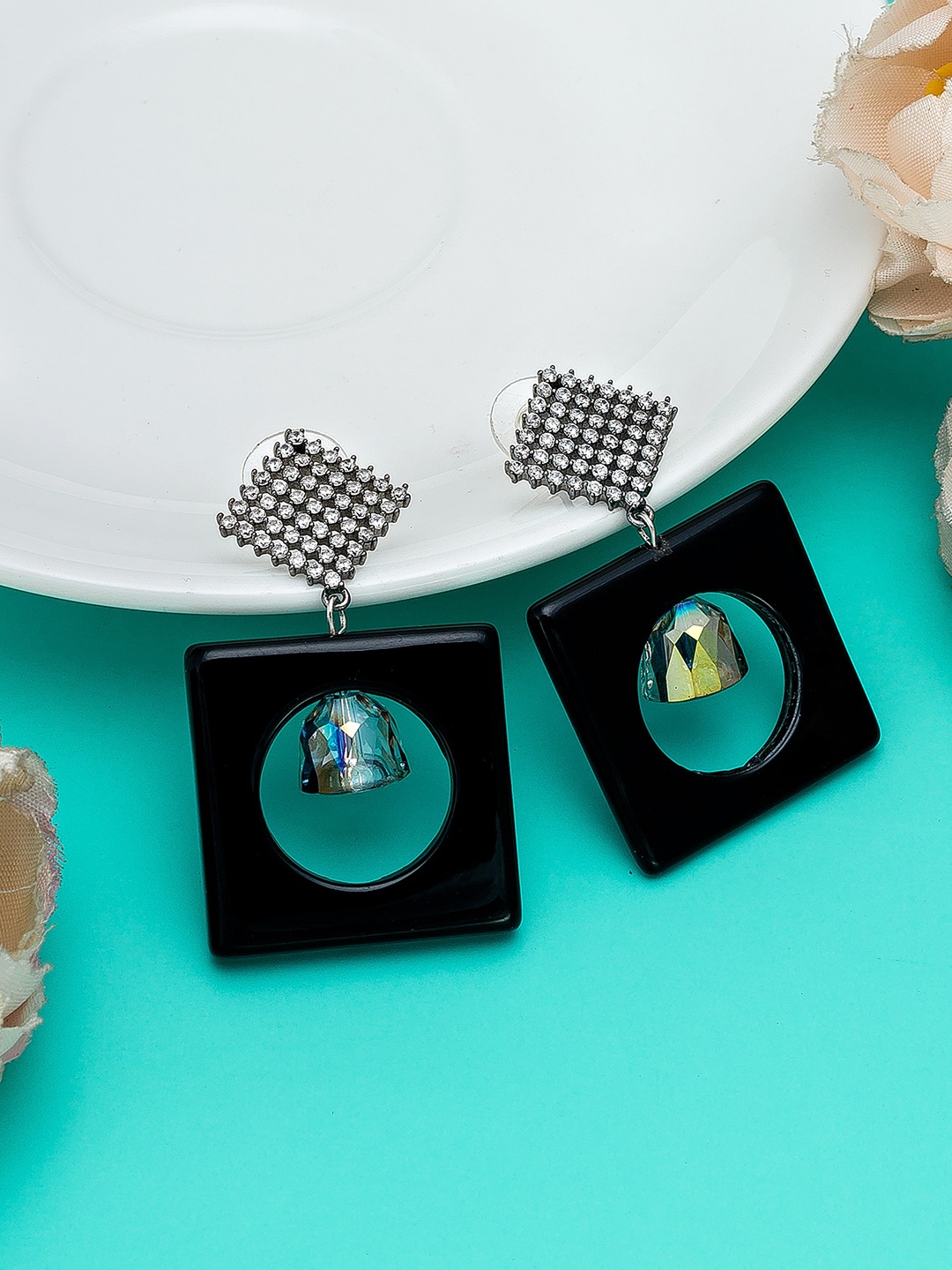 

aadita Woman Silver-Toned Square Drop Earrings